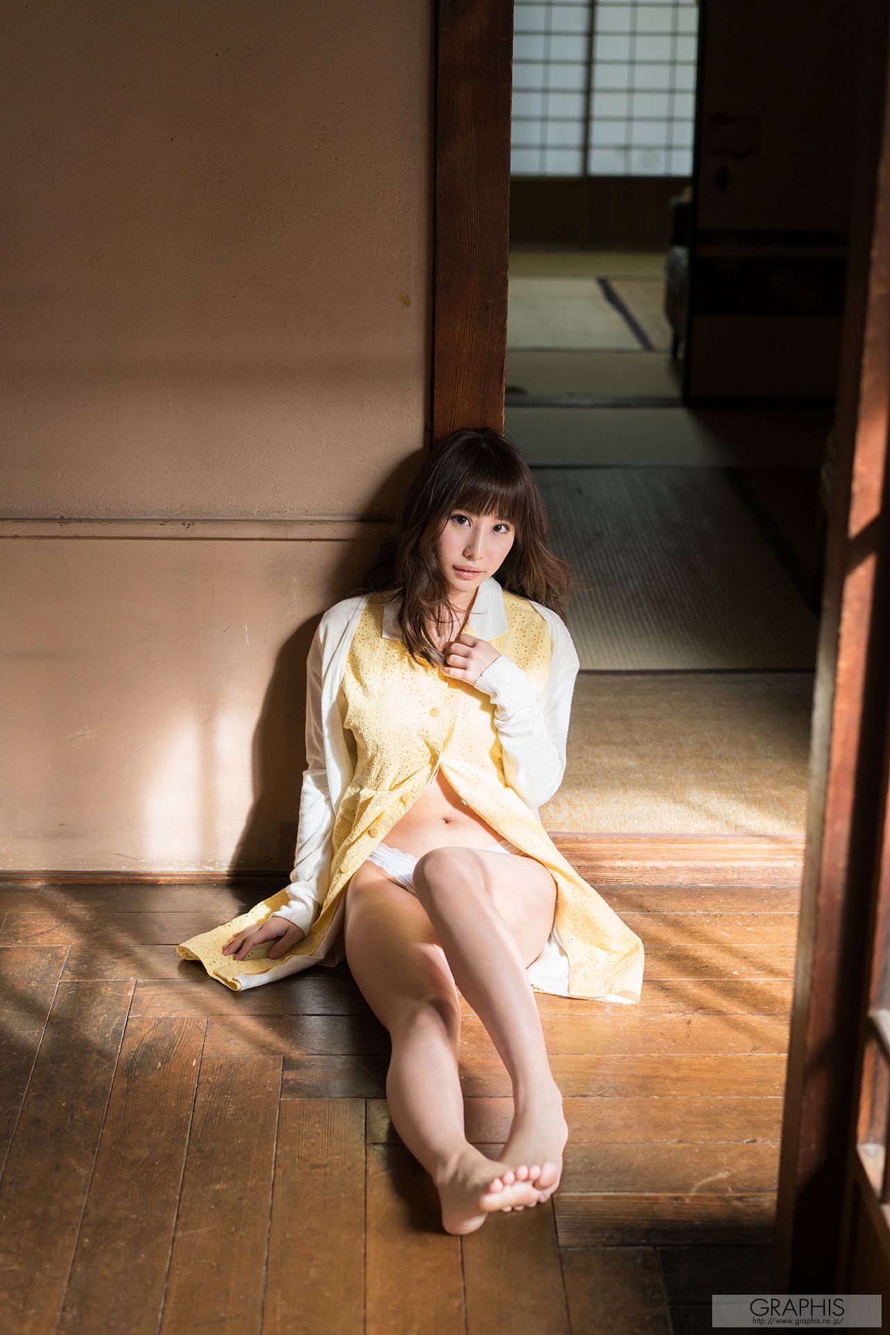 あやみ旬果『Sunbeams leaves』  Gals-图2