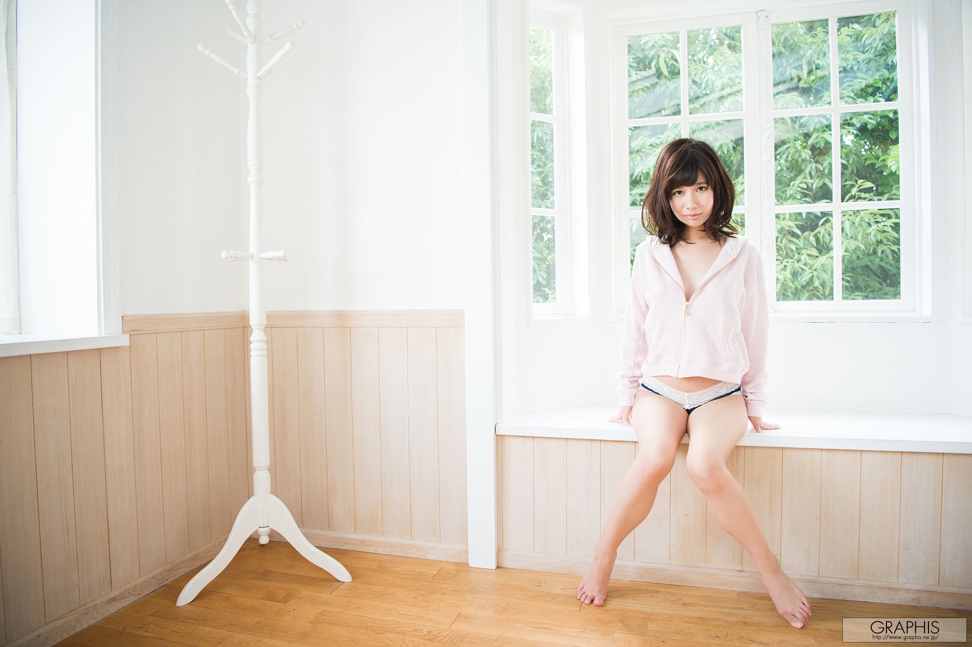 Mii Kurii 栗衣みい/栗衣美伊  First Gravure 初脫ぎ娘-图44