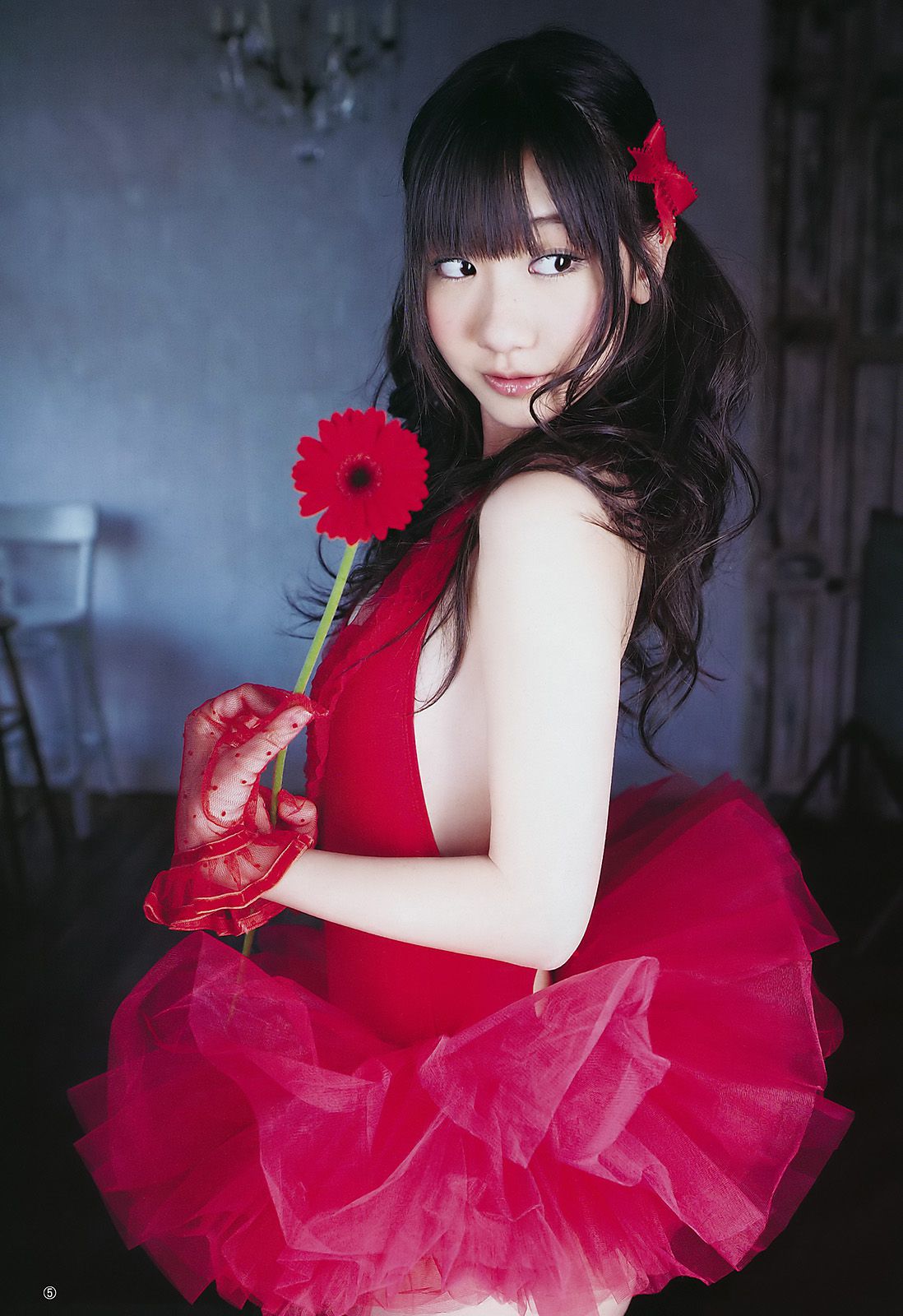 柏木由紀 渡辺麻友 未来穂香  2011年No.24 写真杂志-图5