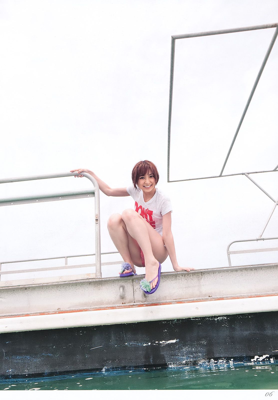 篠田麻里子 日南響子  2011年No.36-37写真杂志-图19