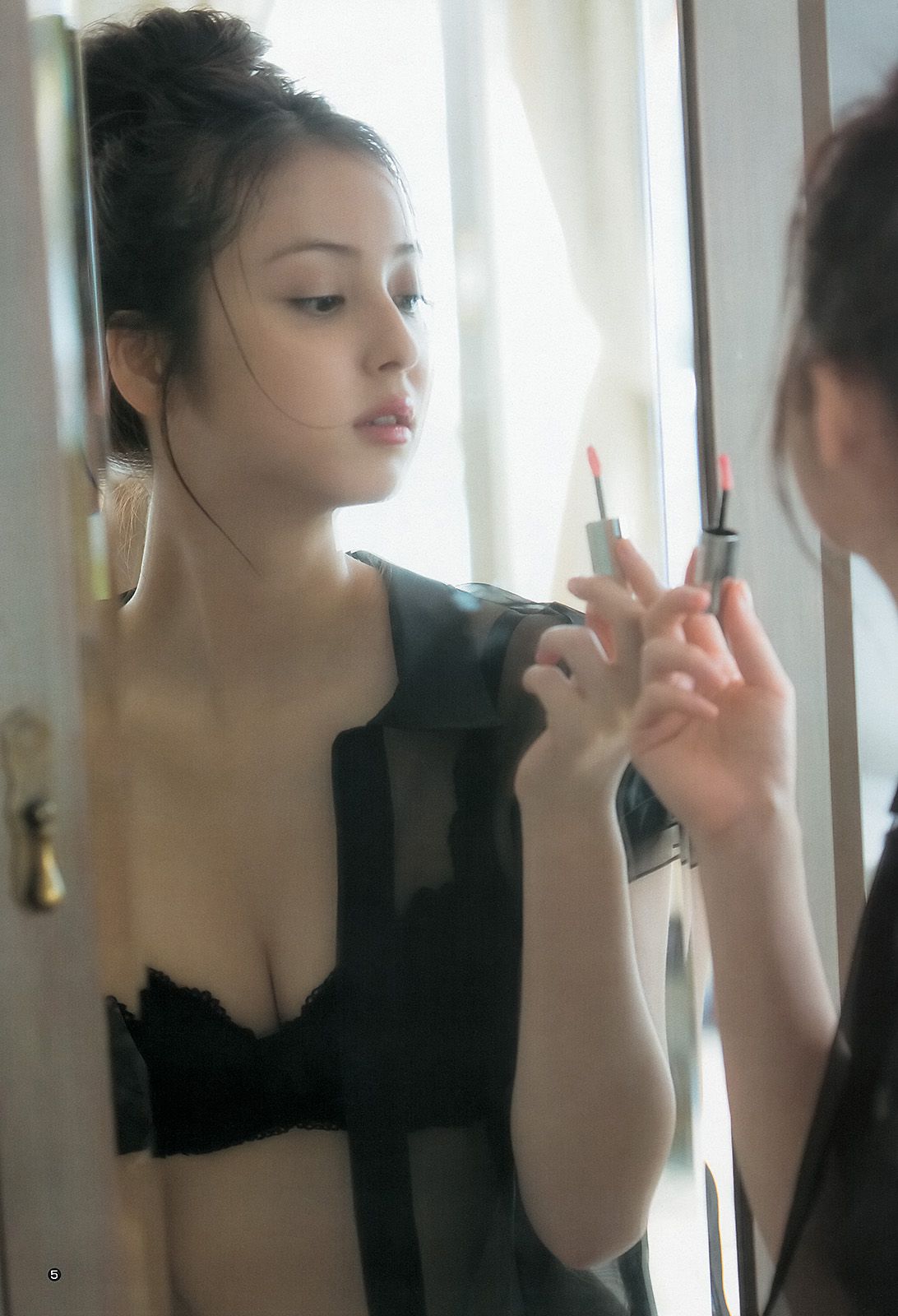 佐々木希 二宮芽生 仙石みなみ  2013年No.40 写真杂志-图5