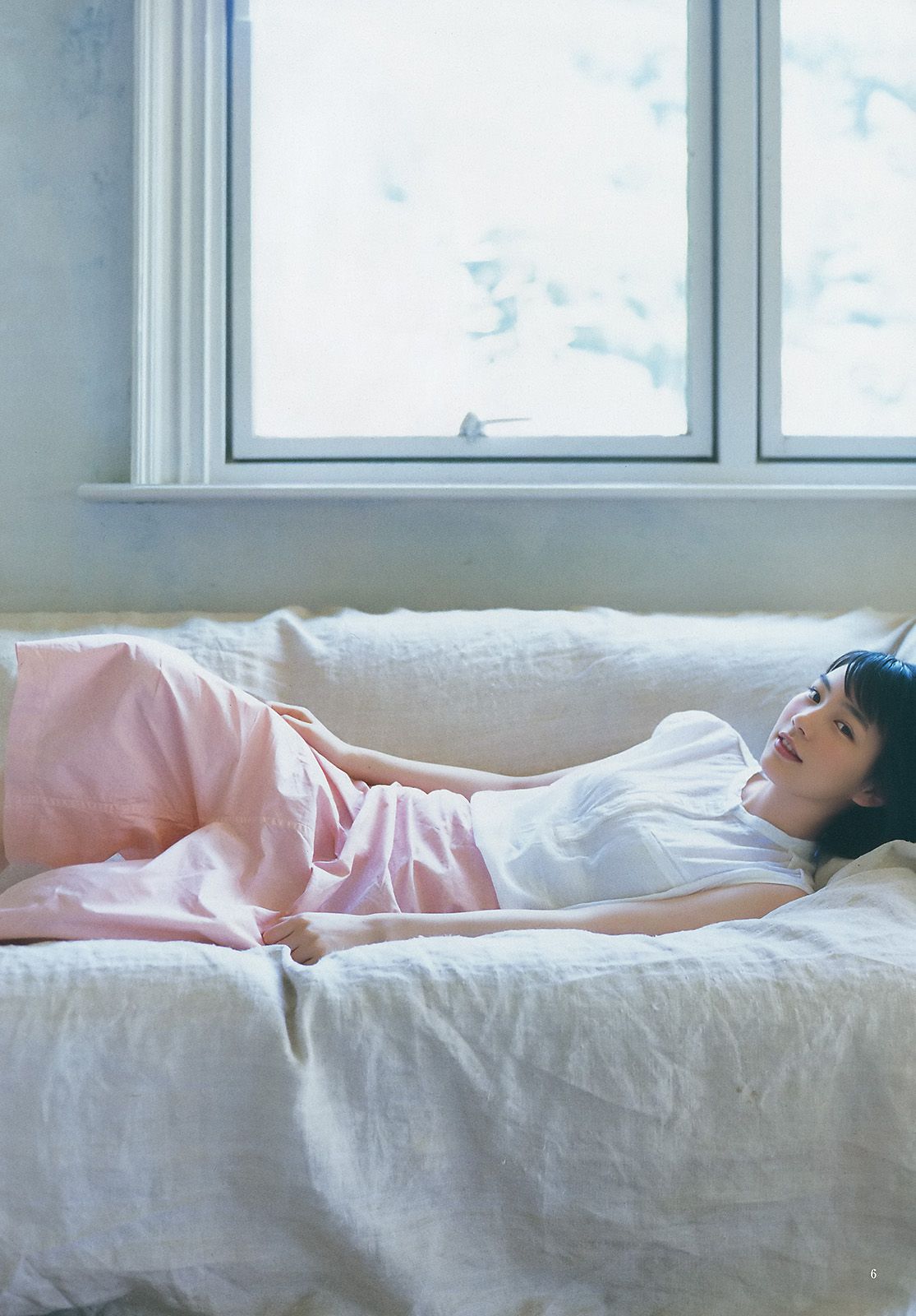 能年玲奈 奥山かずさ＆藤川遥 石川恋  2015年No.23 写真杂志-图6