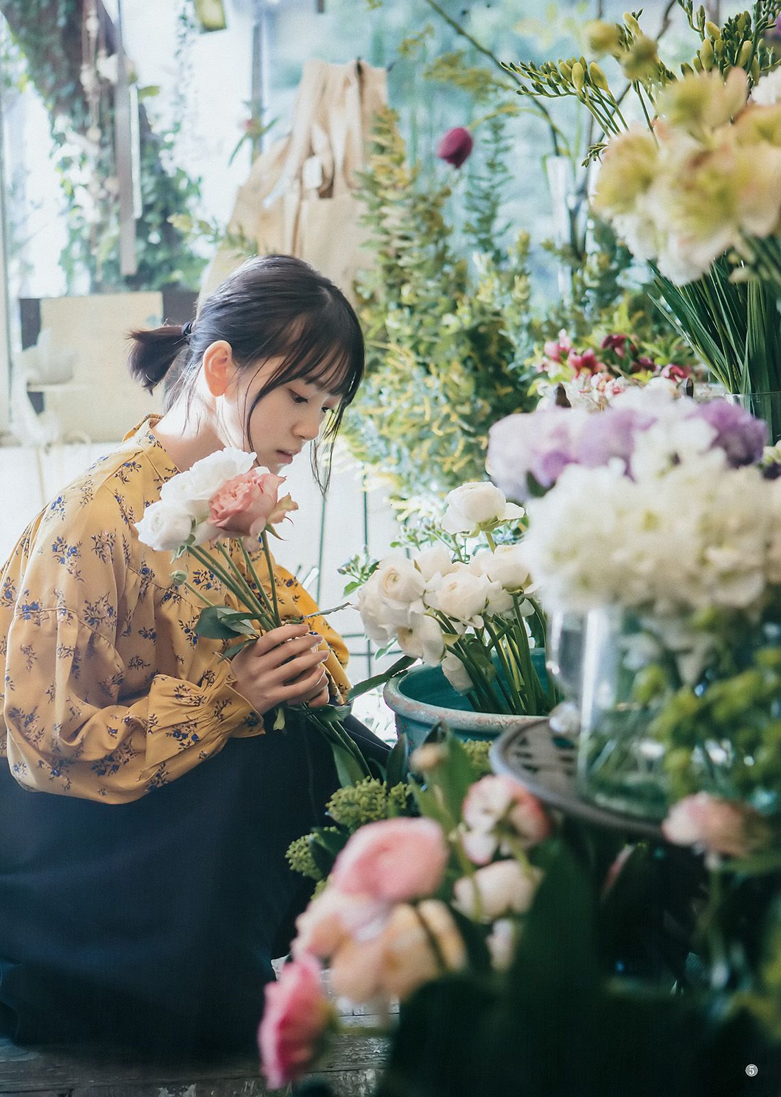 生駒里奈 堀未央奈  2017年No.13 写真杂志-图19