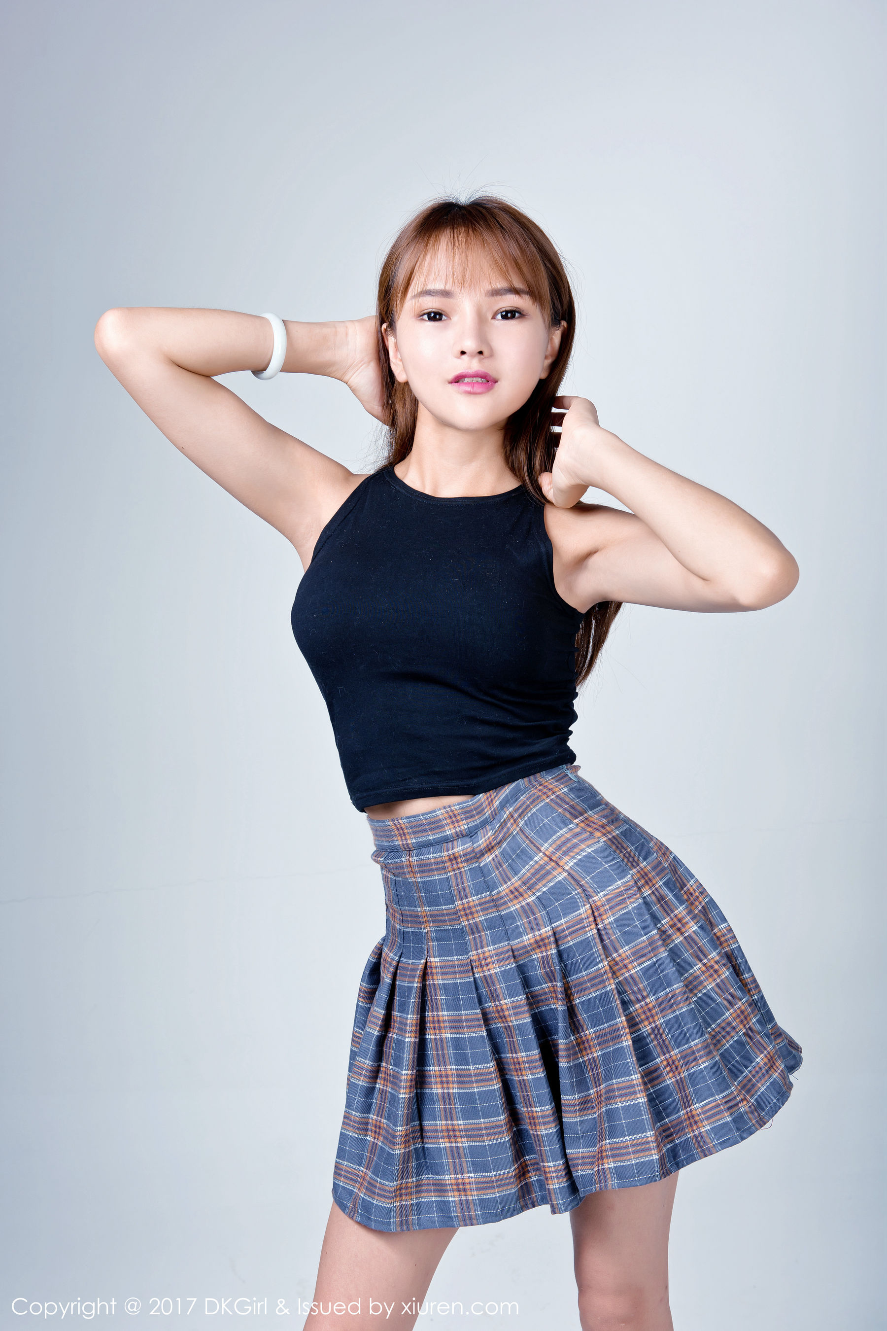 岑雨桥《混血美人，童颜巨乳》  VOL.031-图2