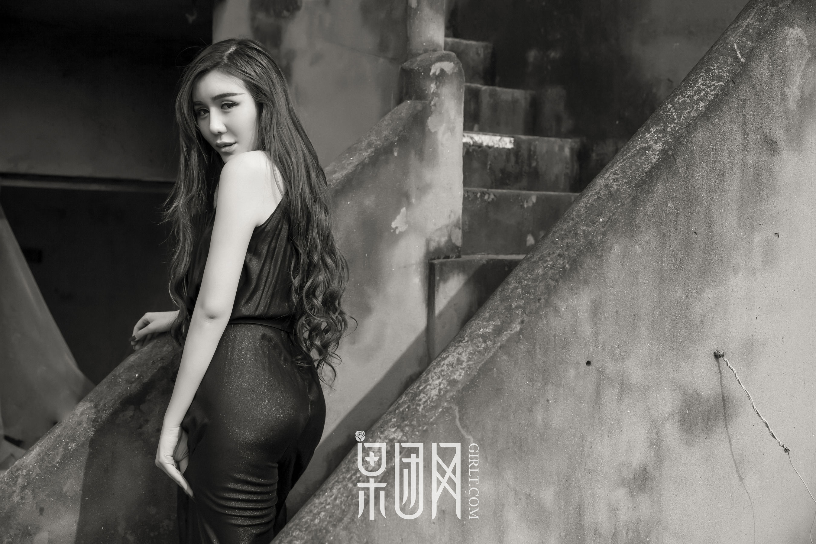 周晓唯《真！巨乳！兔女郎真空上阵》  No.019-图33