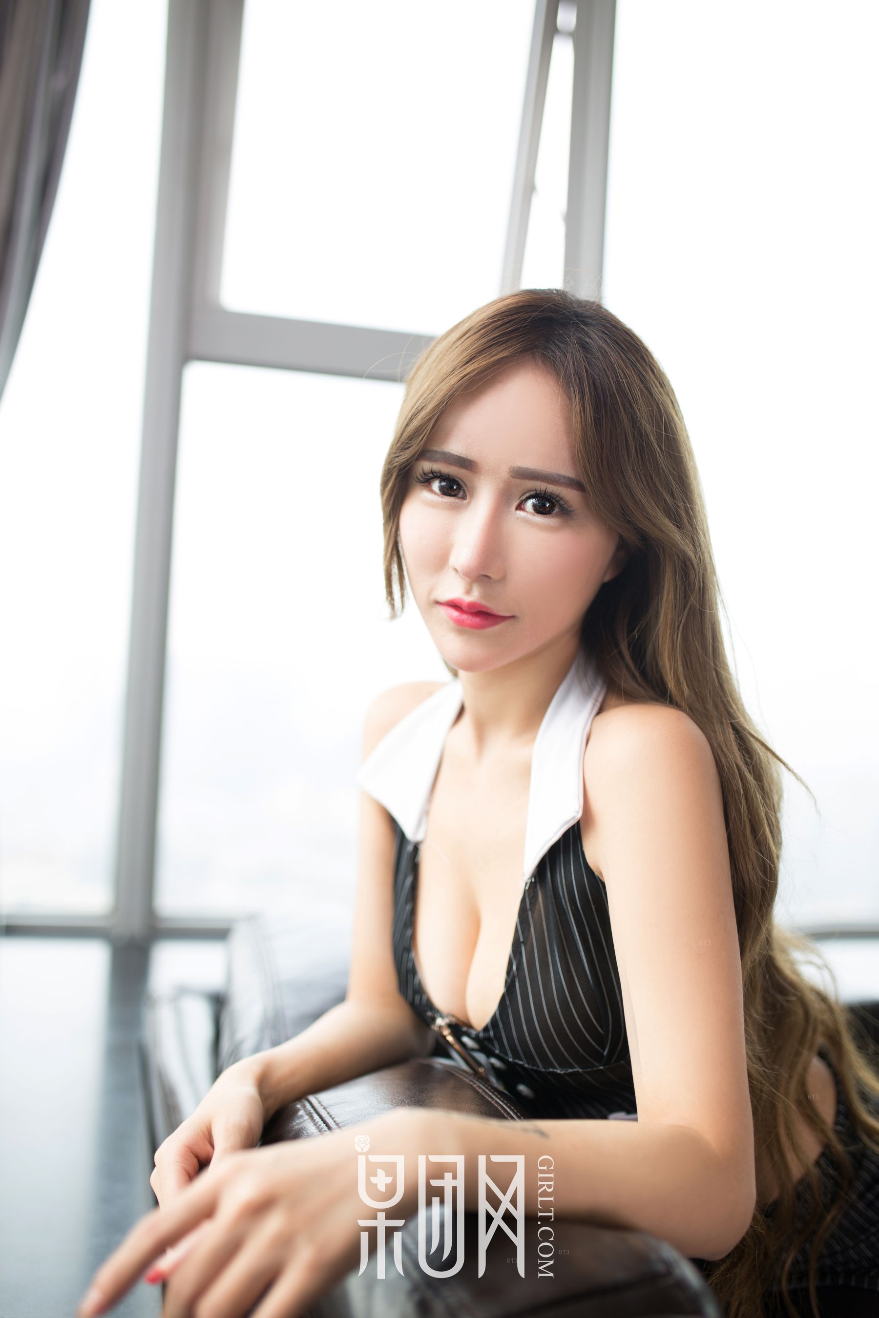 何梦兮Stacy《爆乳装御姐玩转制服诱惑》  No.027-图23
