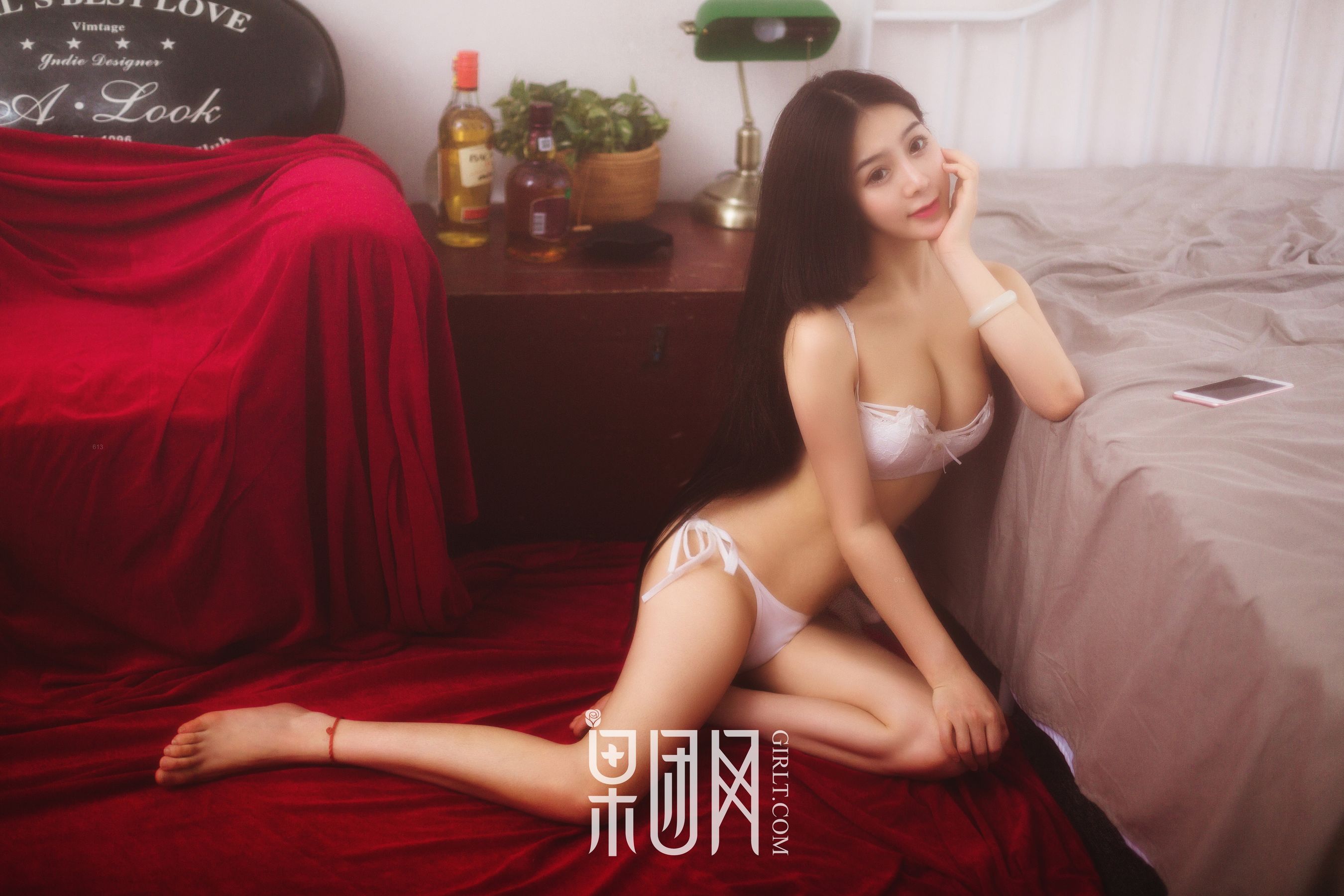小伊伊《E奶美囡囡 娇俏玉兔精》  No.039-图22