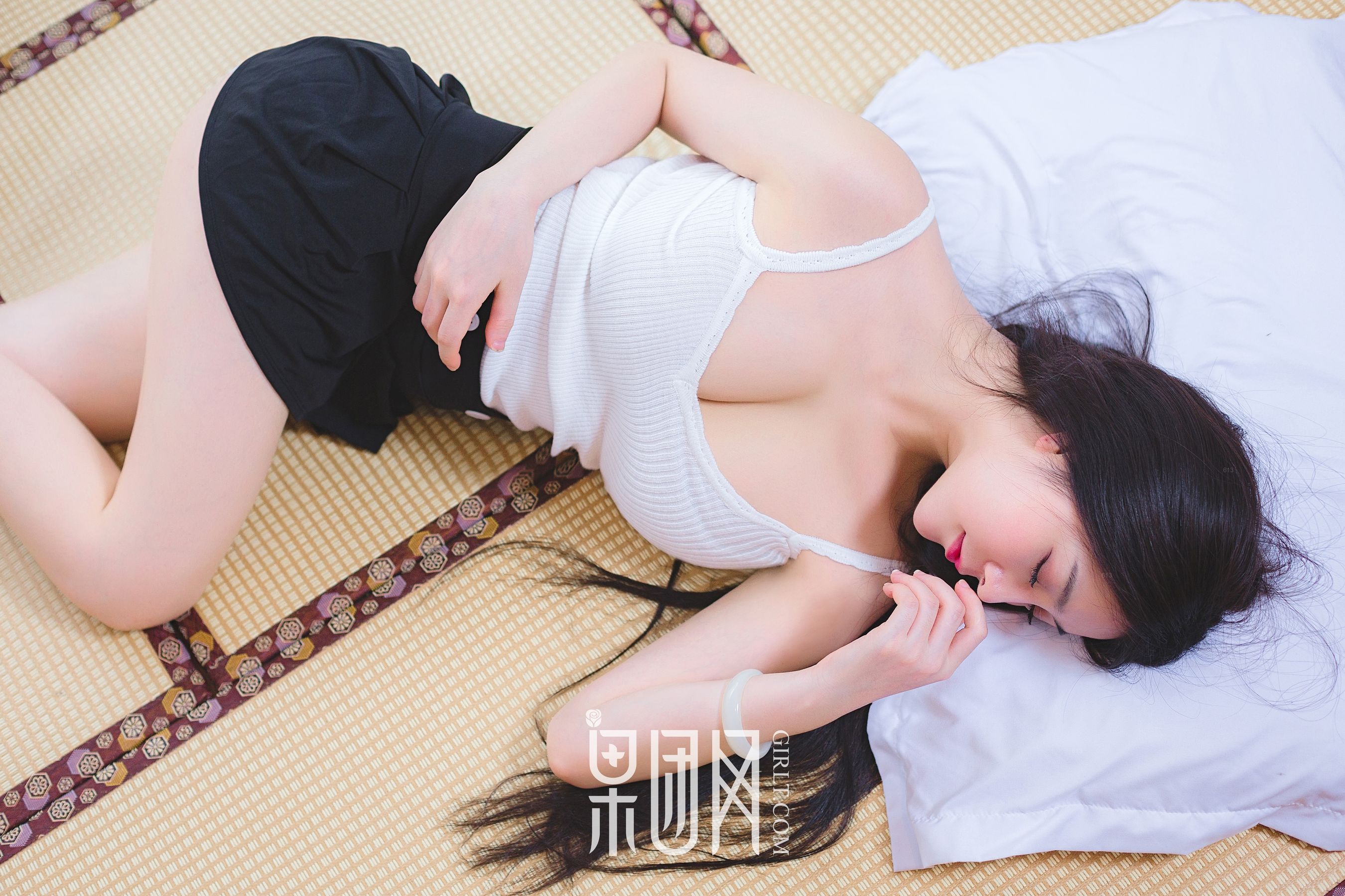 小伊伊《E奶美囡囡 娇俏玉兔精》  No.039-图5