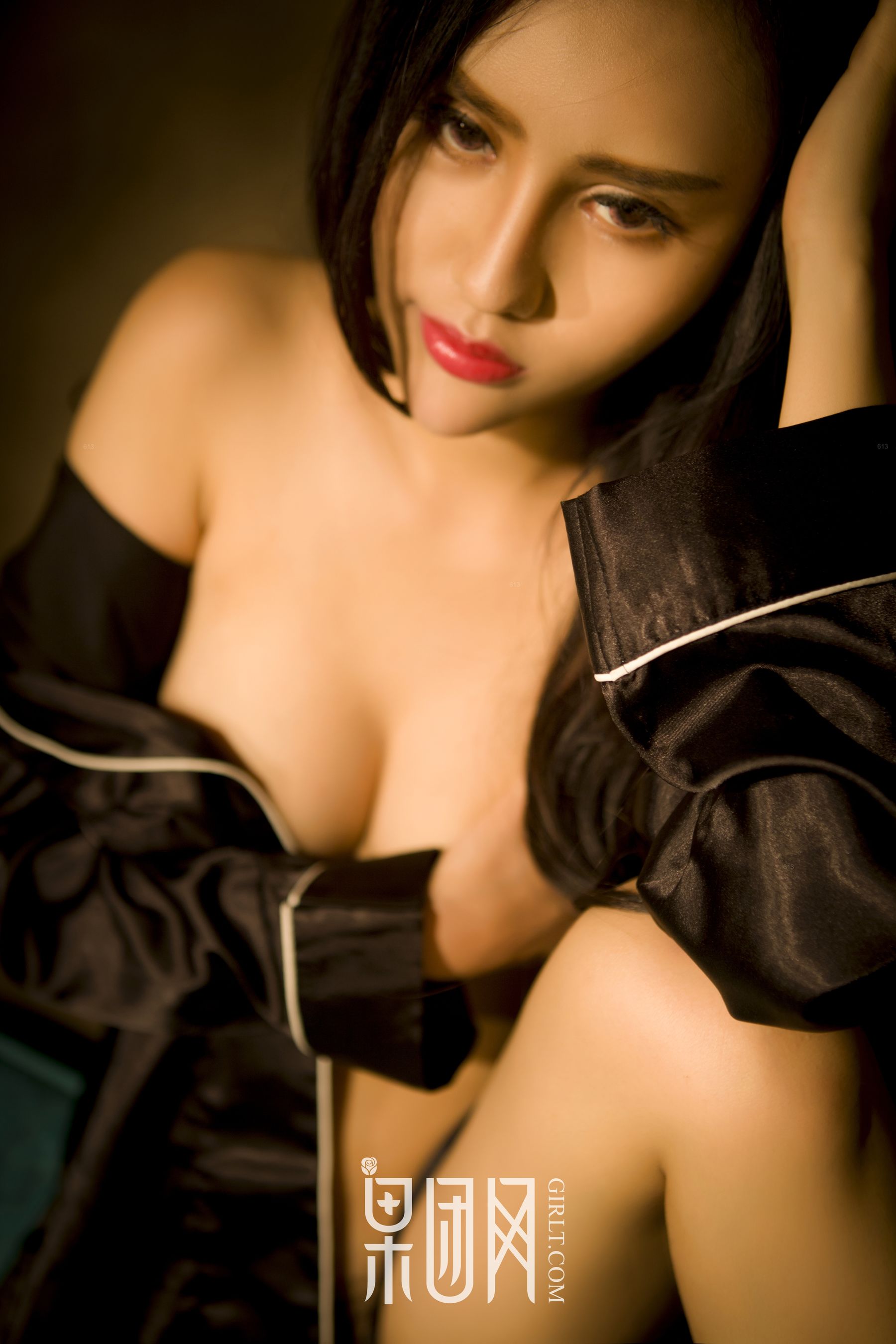 陈迪娅《E乳 全裸上阵玉体横陈》  No.041-图37