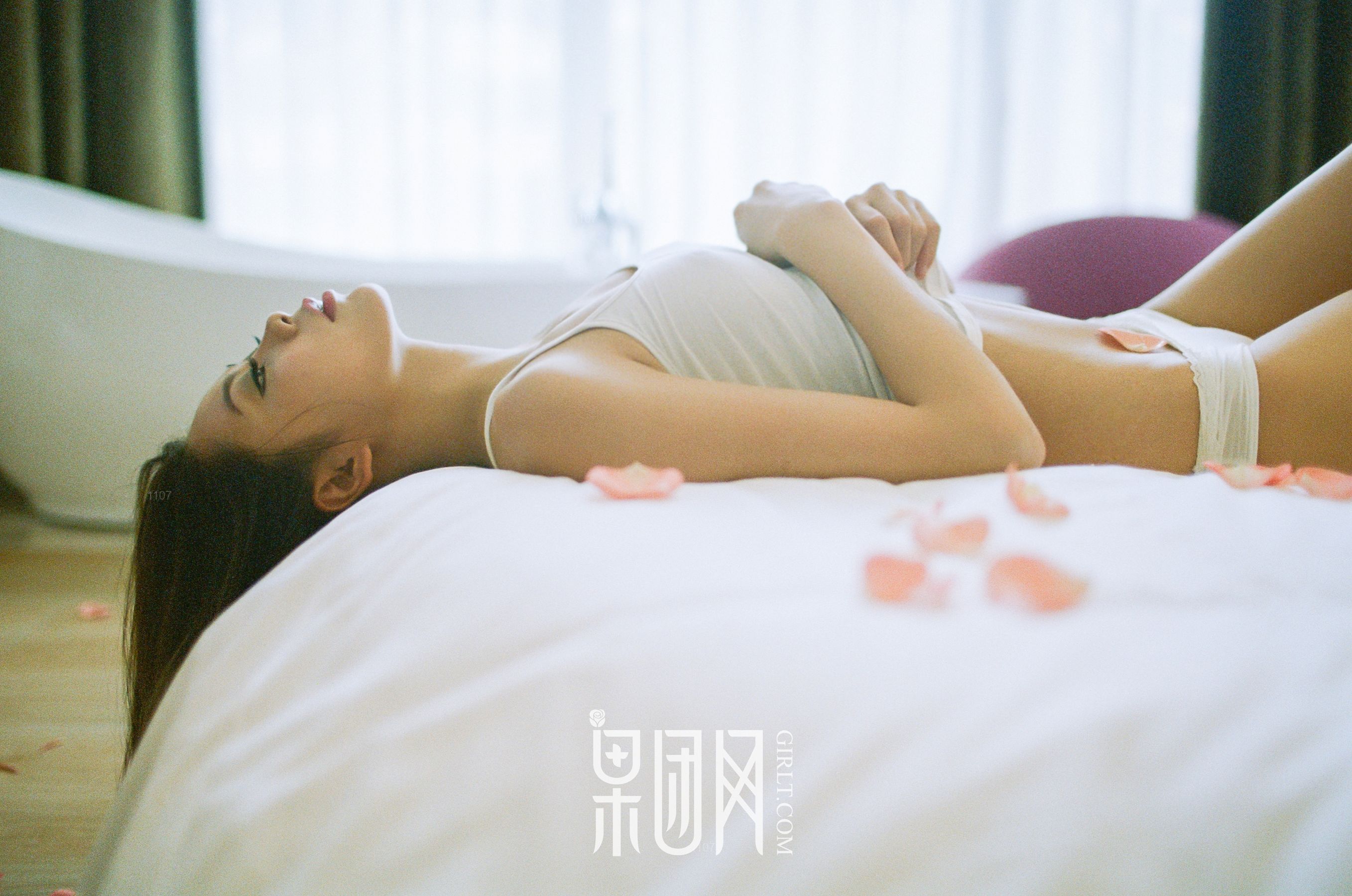 清纯女酮体如玉雪白嫩肤  No.058-图2