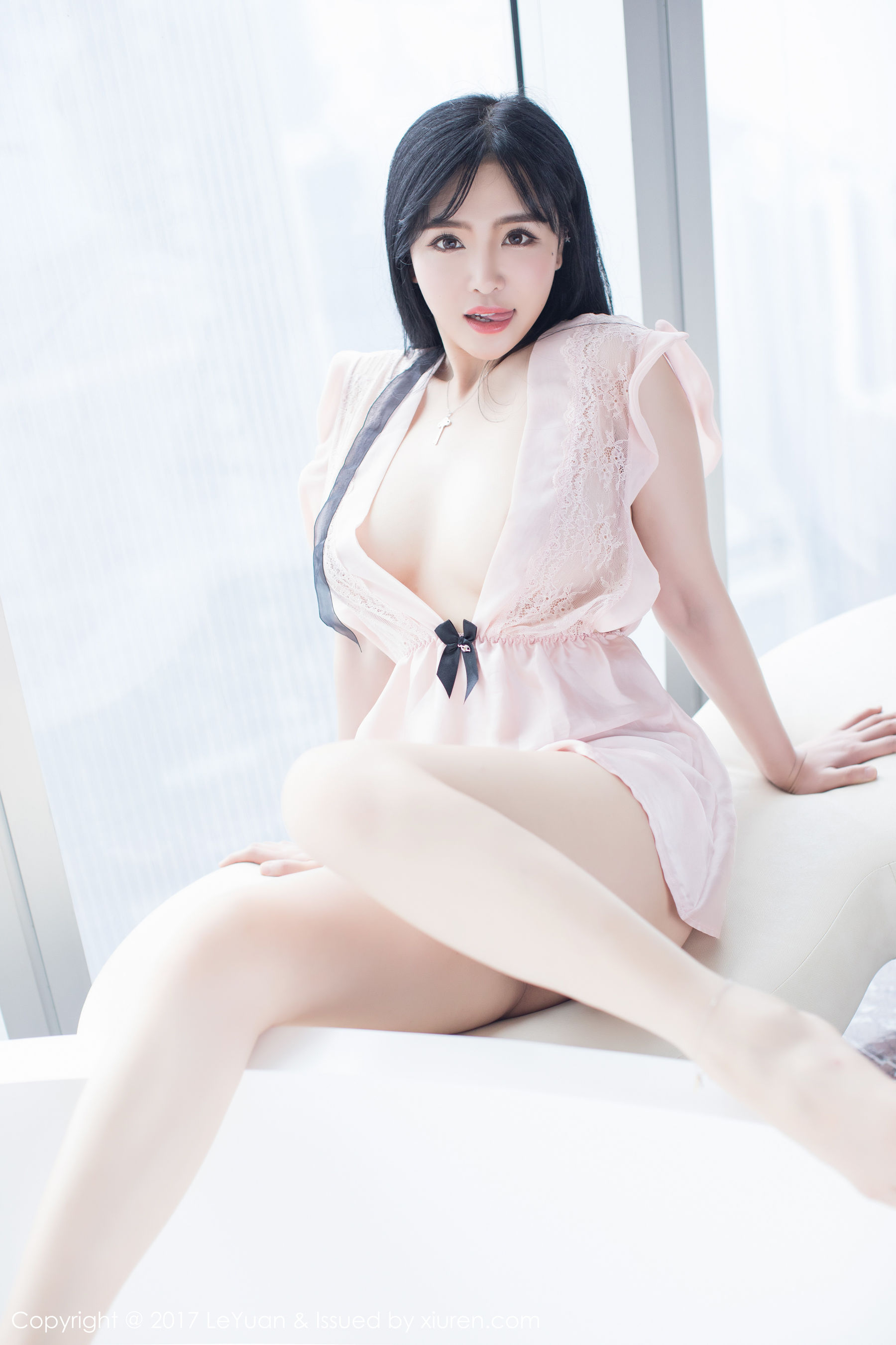 刘钰儿《粉嫩睡衣+白丝诱惑》  VOL.046-图15