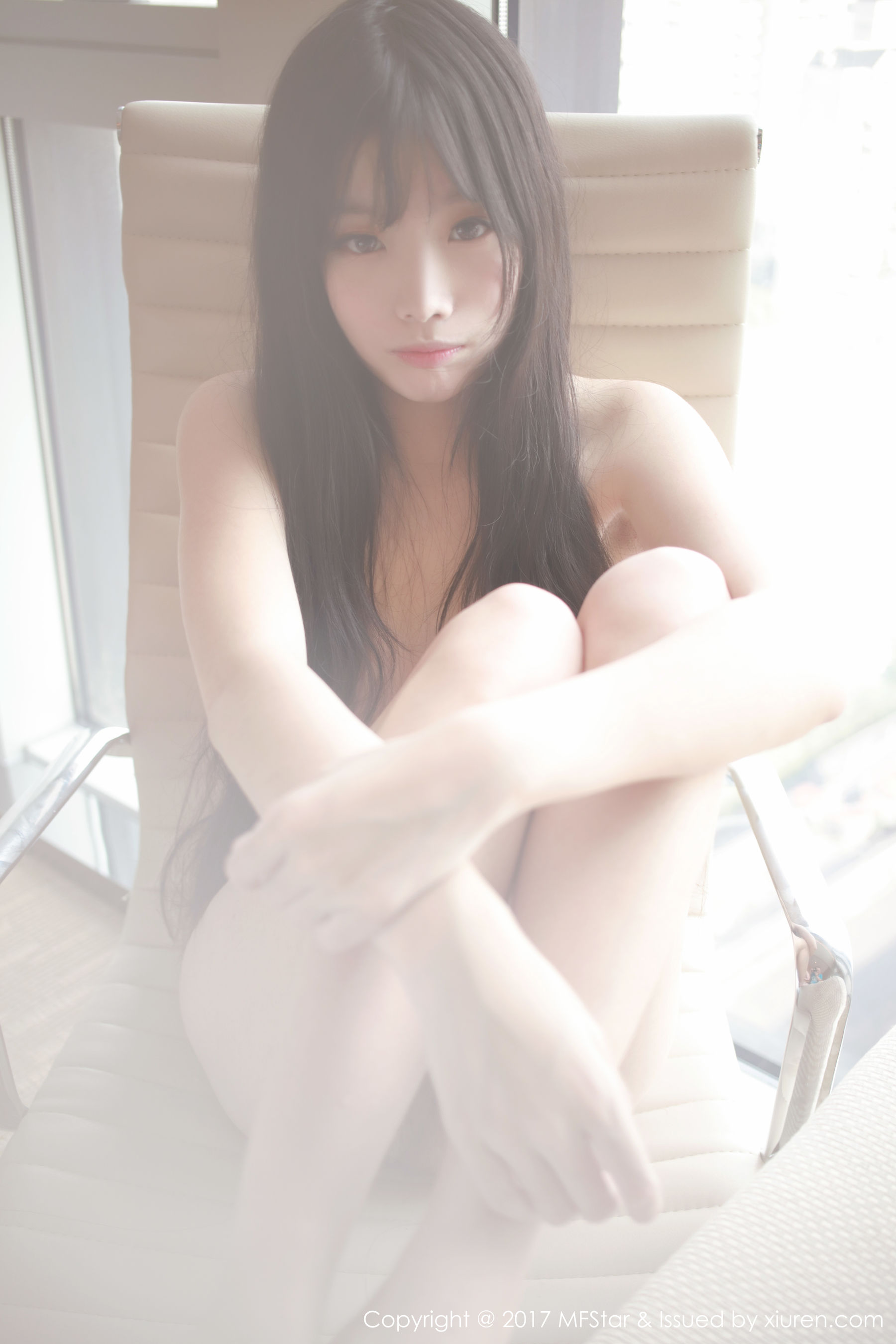 草莓兔兔《雪白肌肤的少女胴体》  Vol.083-图0