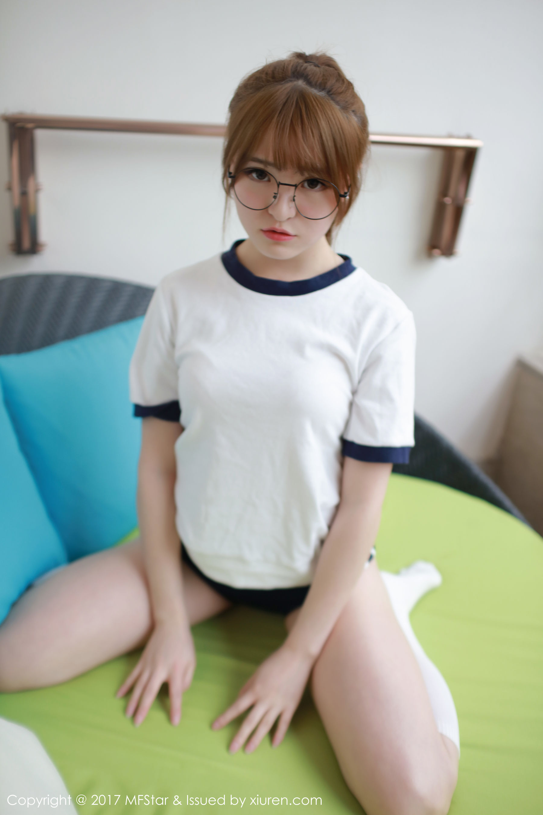 伊小七MoMo《运动服装扮+眼镜OL》  Vol.090-图12