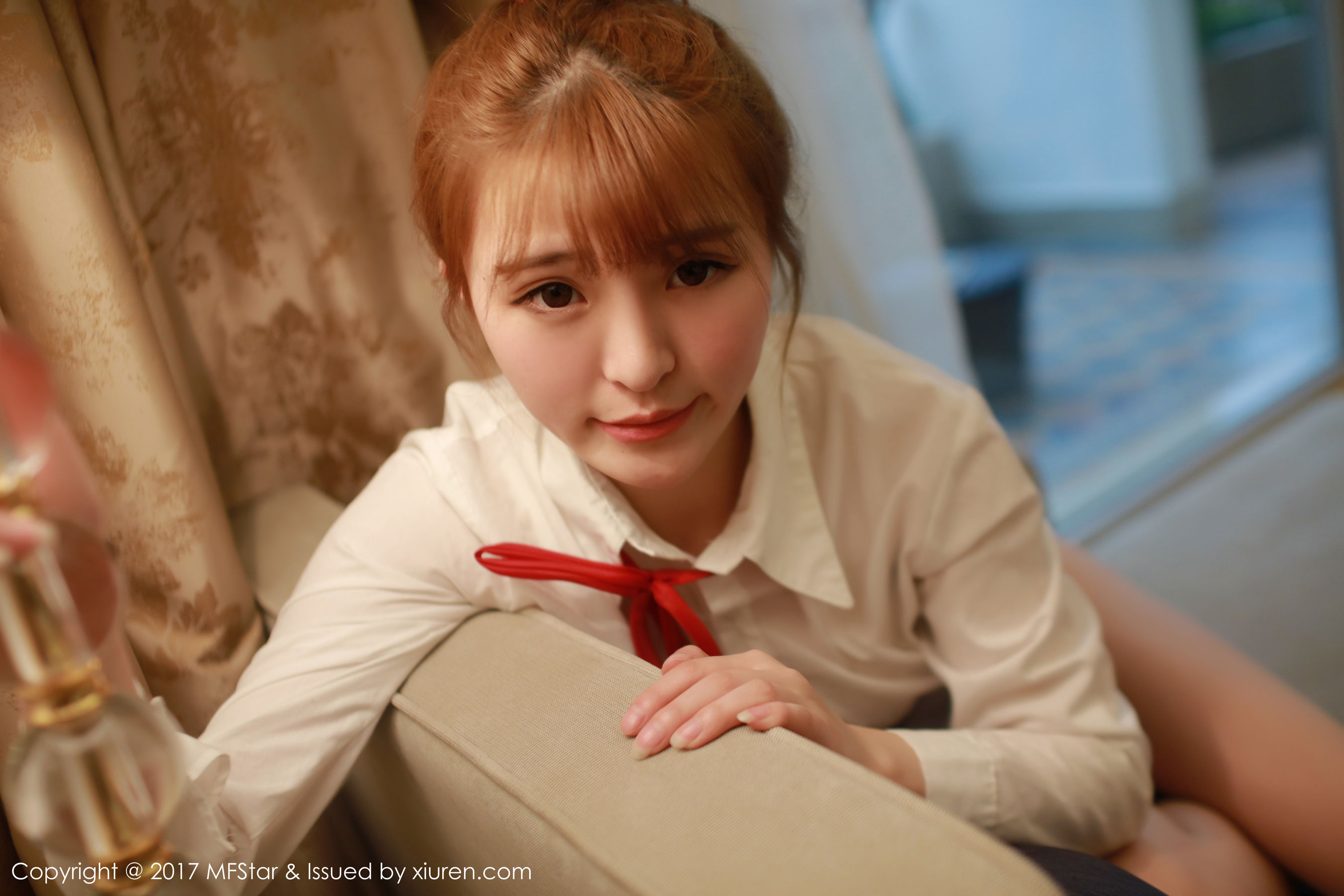 伊小七MoMo《学生装白衬衫+短裙系列》  Vol.098-图10