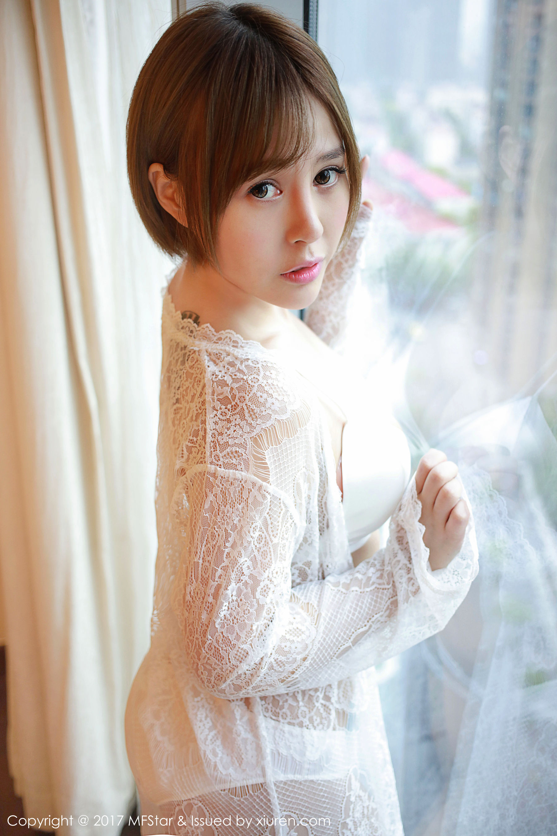 Evelyn艾莉《蕾丝半透内衣》  Vol.099-图2