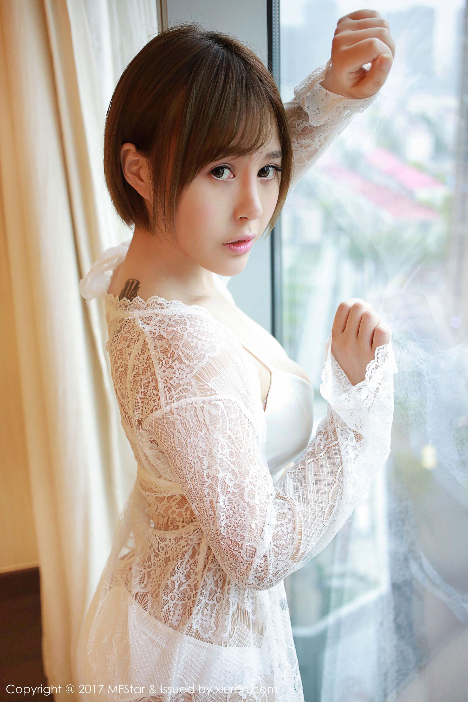 Evelyn艾莉《蕾丝半透内衣》  Vol.099-图3