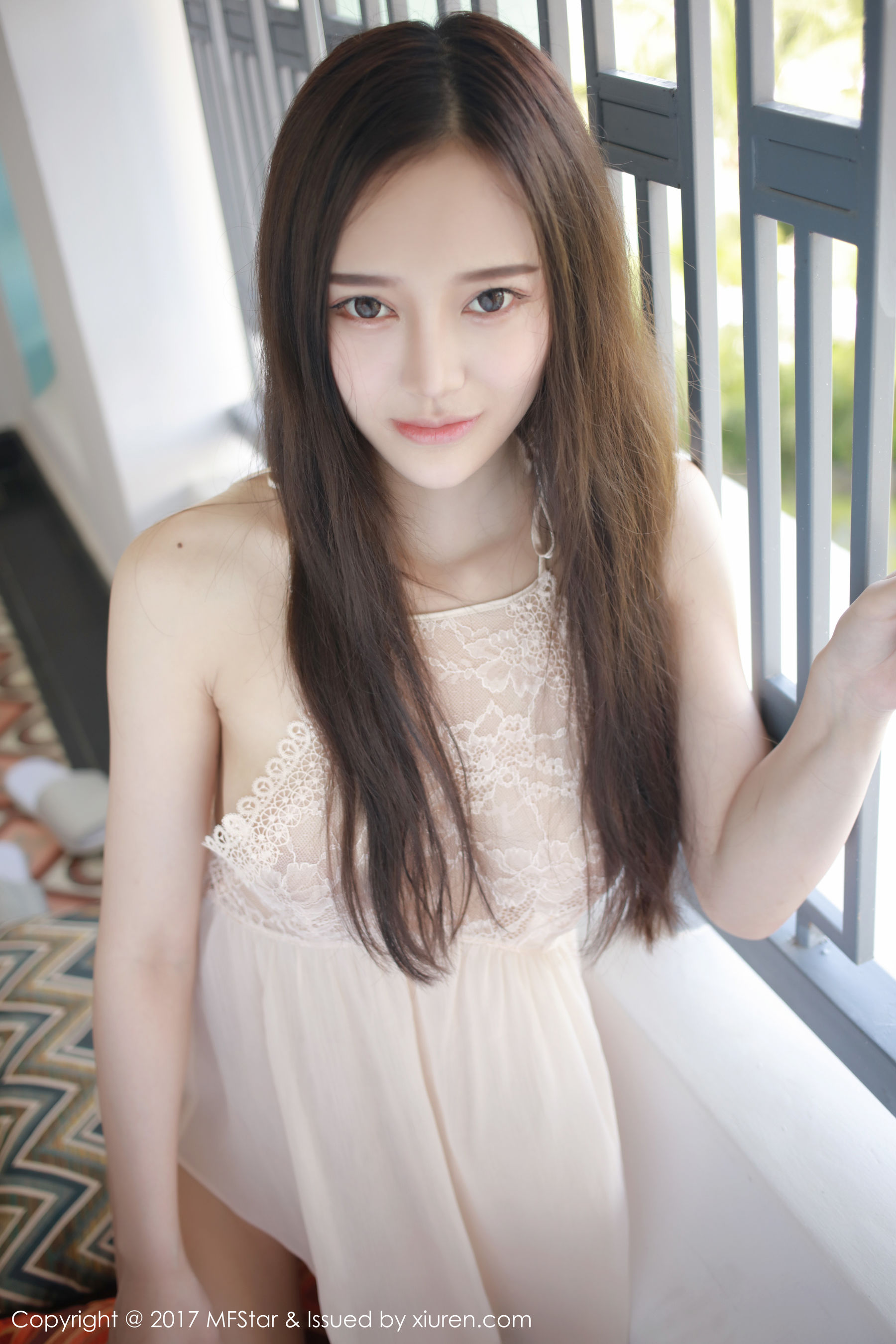 唐琪儿il《蕾丝服饰装扮下的美人》  VOL.101-图2