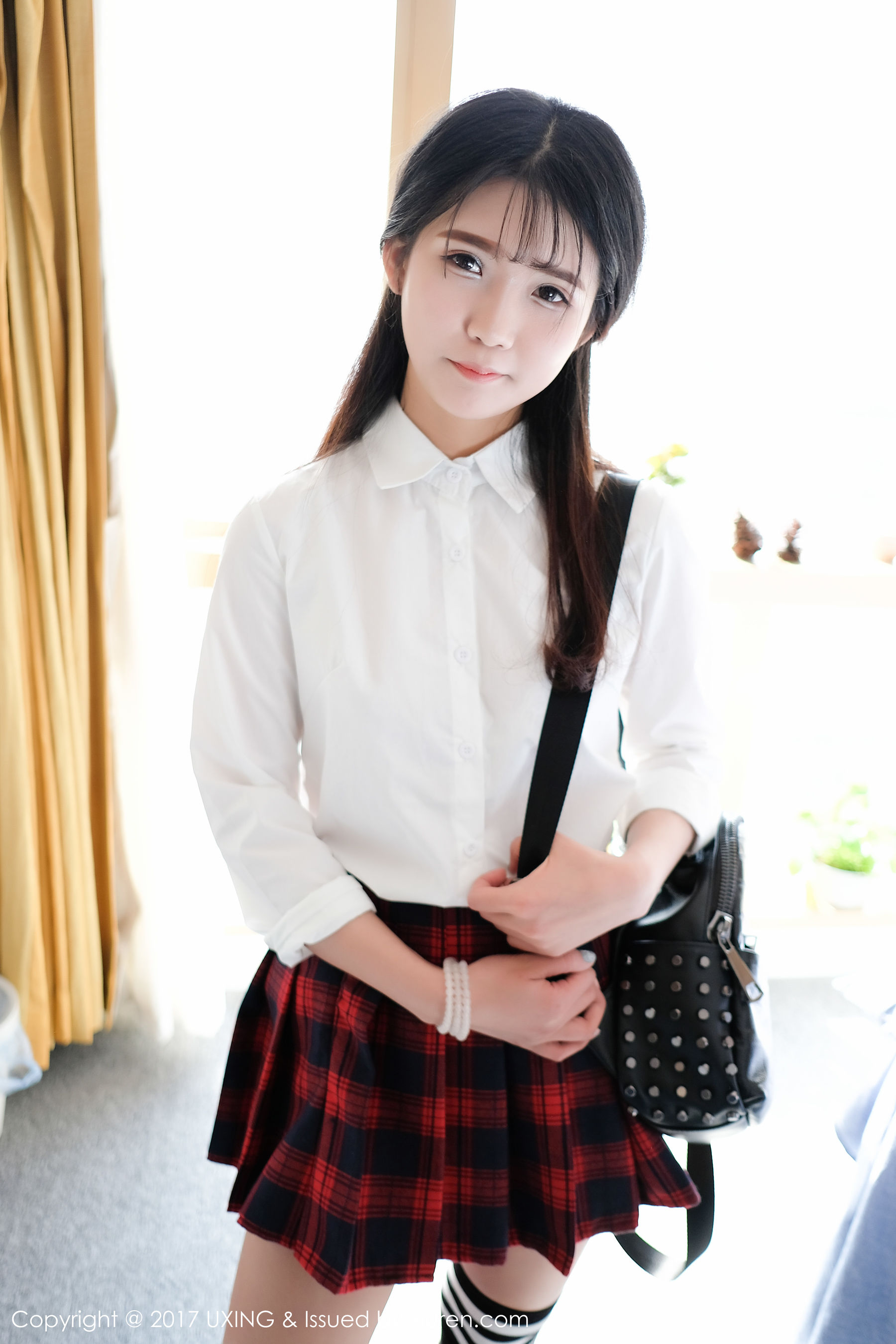 可爱的小叶子《衬衫学生装+蕾丝内衣装扮》  VOL.046-图22