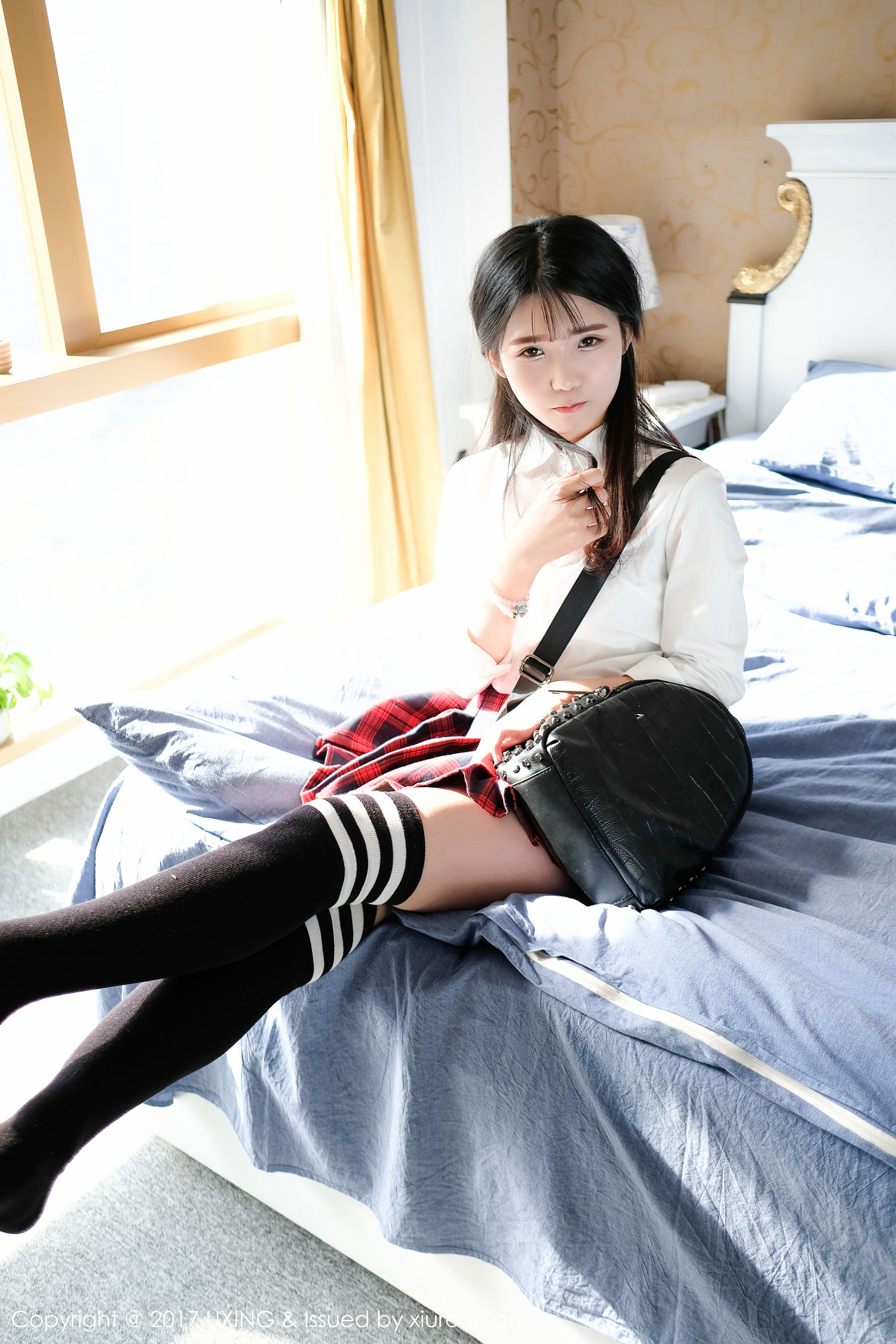 可爱的小叶子《衬衫学生装+蕾丝内衣装扮》  VOL.046-图47