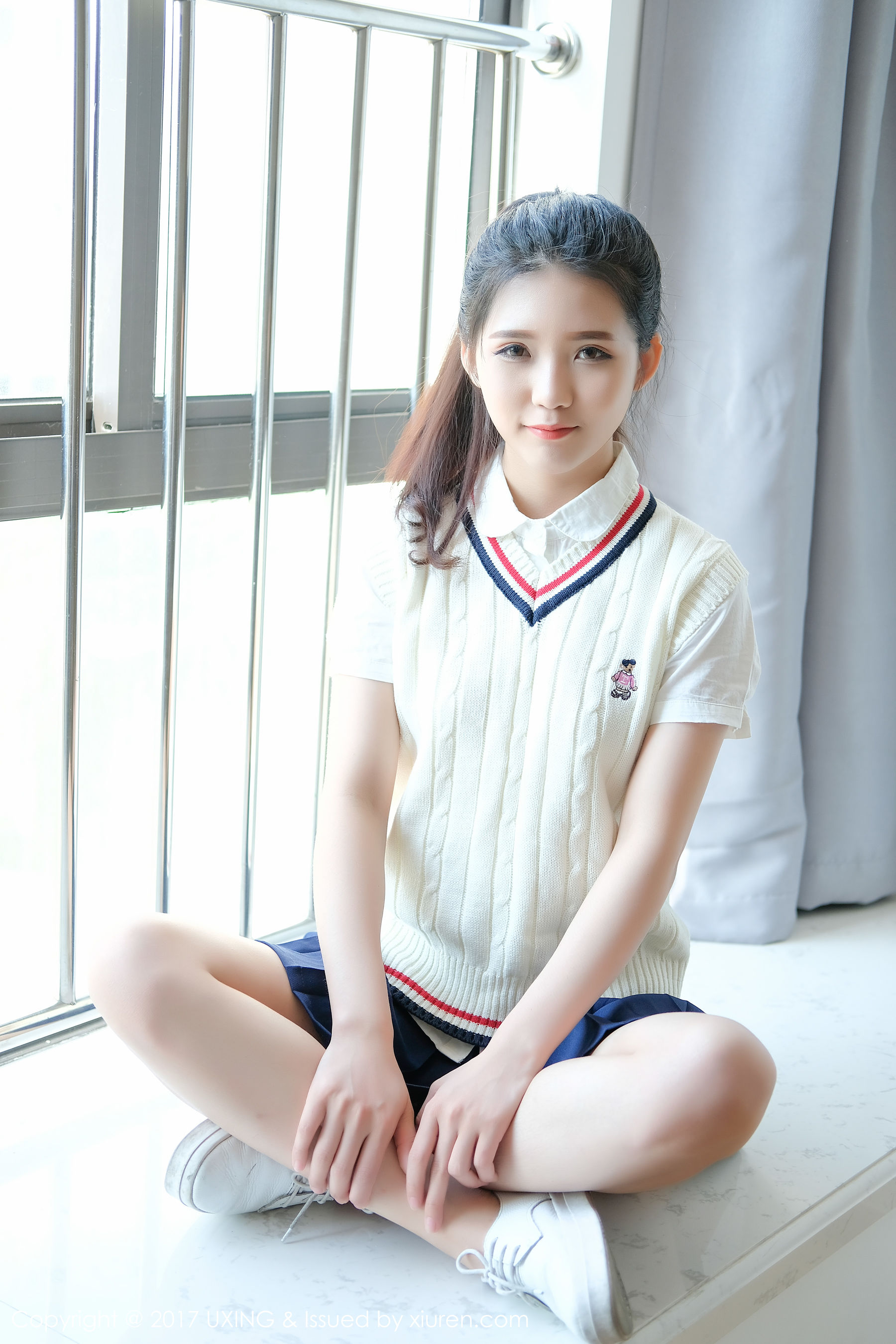 可爱的小叶子《校服软妹》  VOL.056-图0