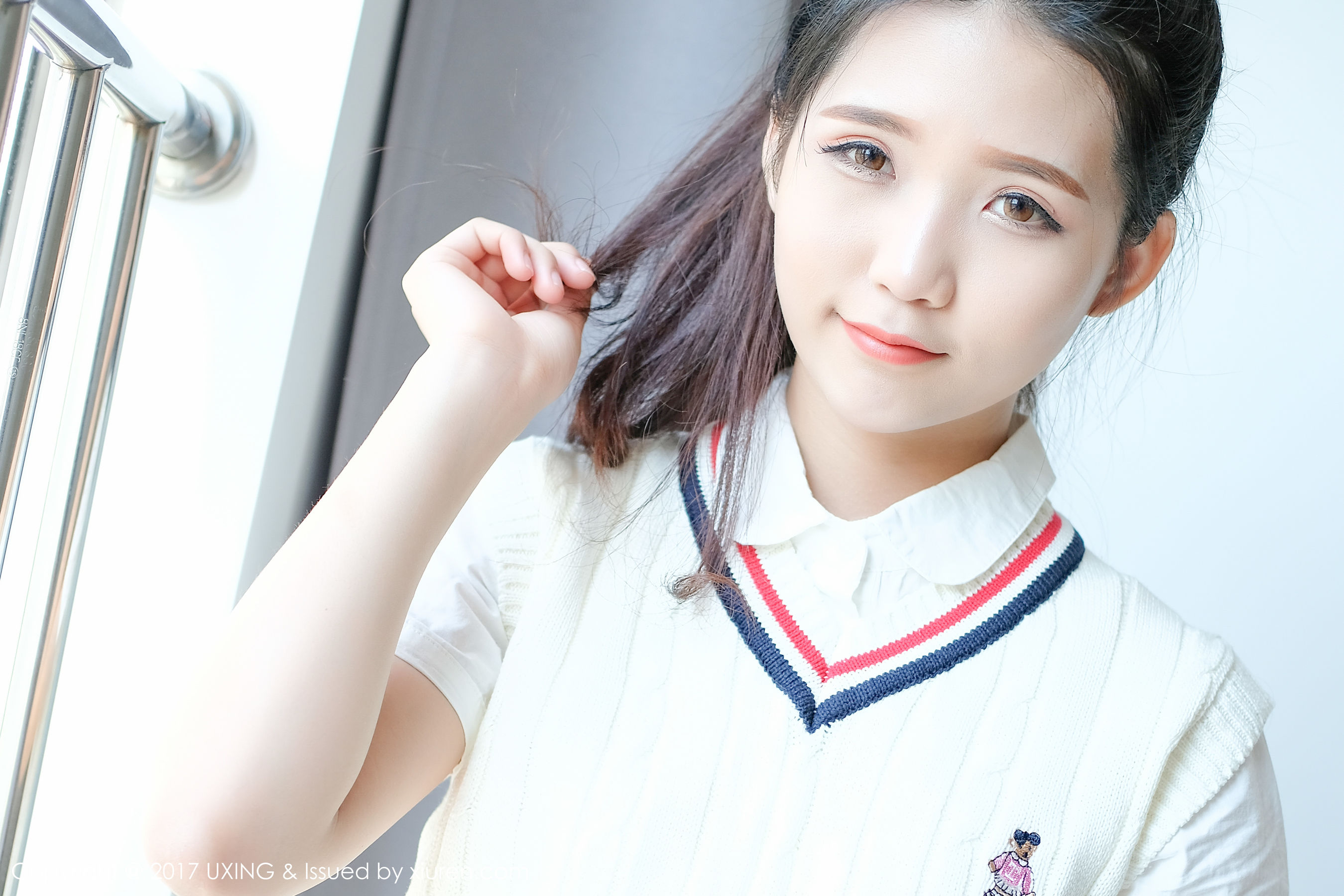 可爱的小叶子《校服软妹》  VOL.056-图1