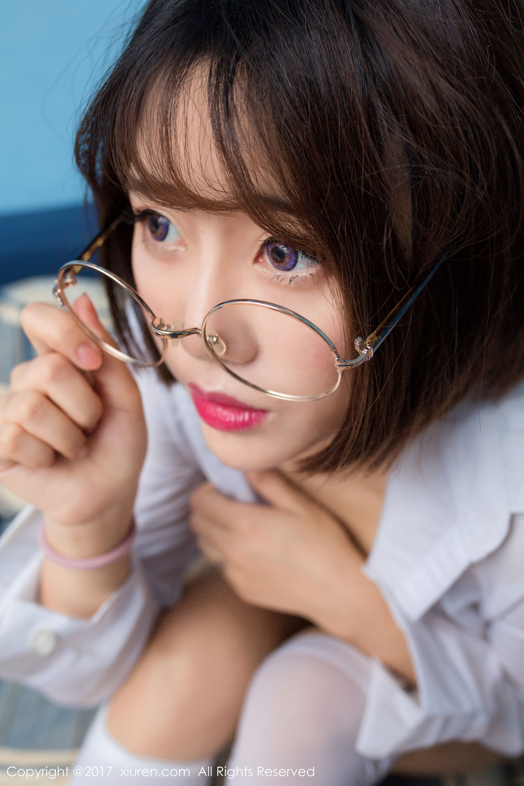兜豆靓Youlina《小秘装、性感主妇装》  No.678-图10