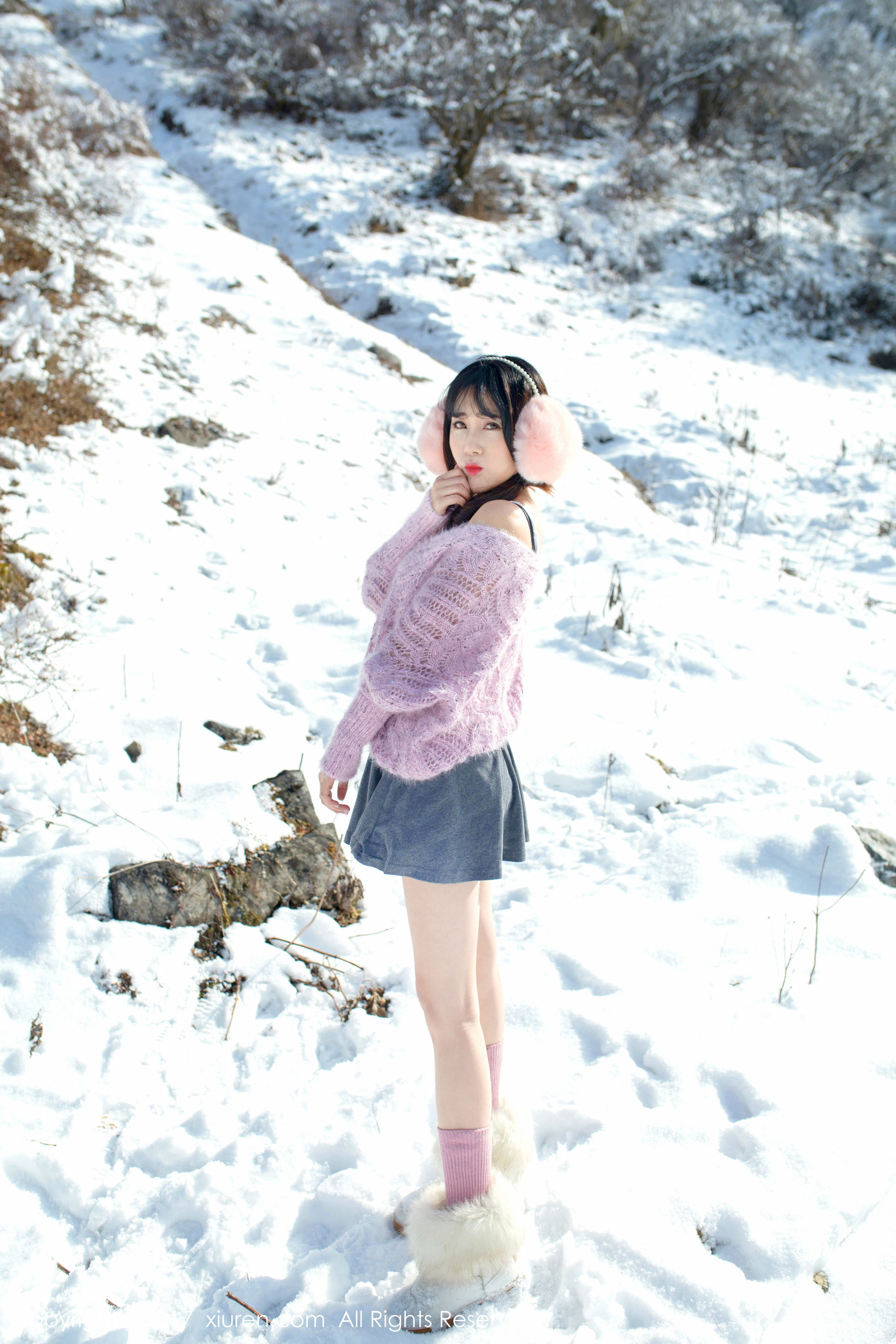 兜豆靓Youlina《冬天雪地人体摄影》  No.720-图6