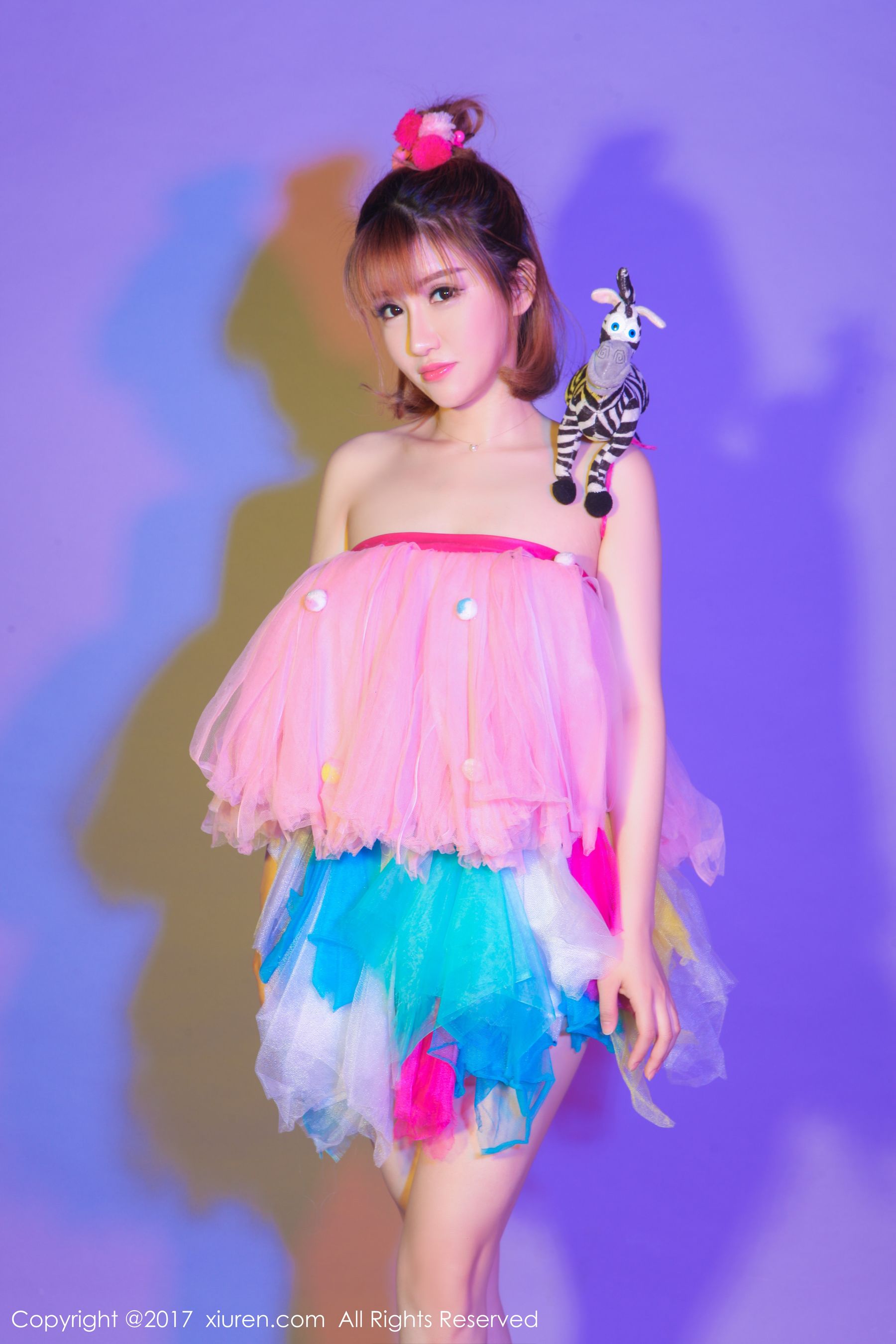 K8傲娇萌萌Vivian《COS超级索尼子+梦幻七彩裙子》  No.722-图6