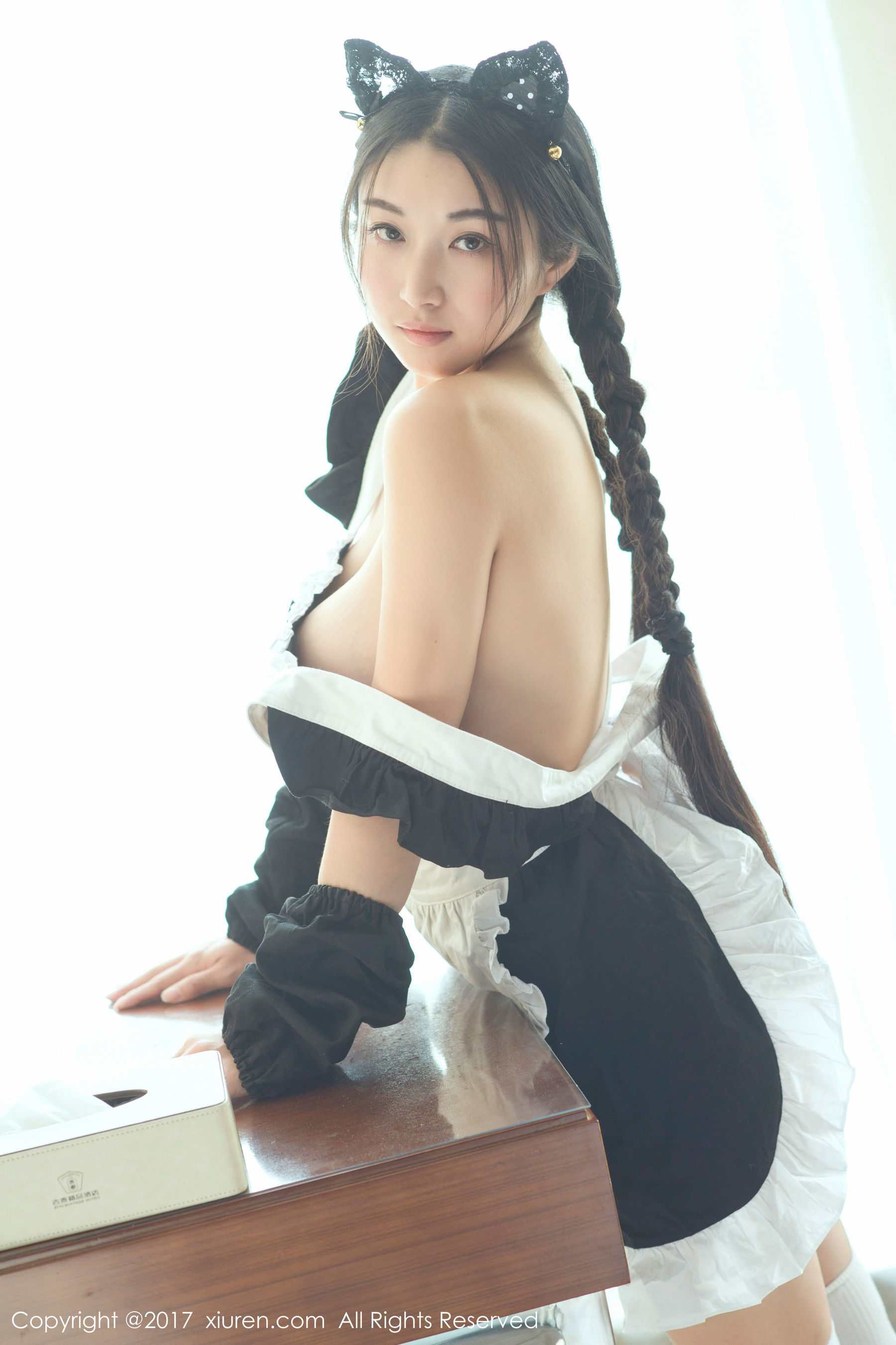 盼盼已鸠《透明旗袍和日系女仆装》  No.732-图1