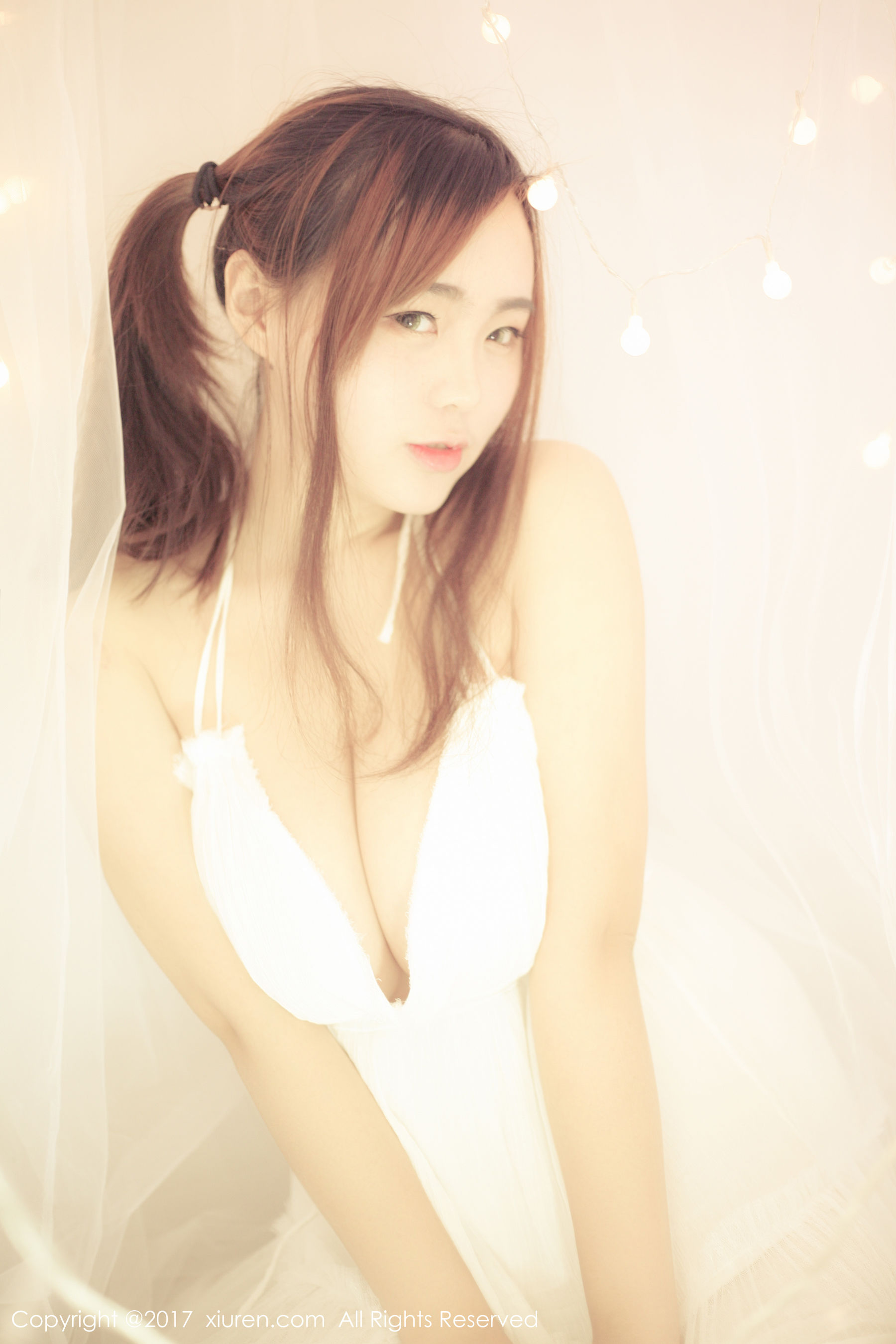 米爱Demon《童颜巨乳的梦幻少女诱惑私房》  No.744-图3
