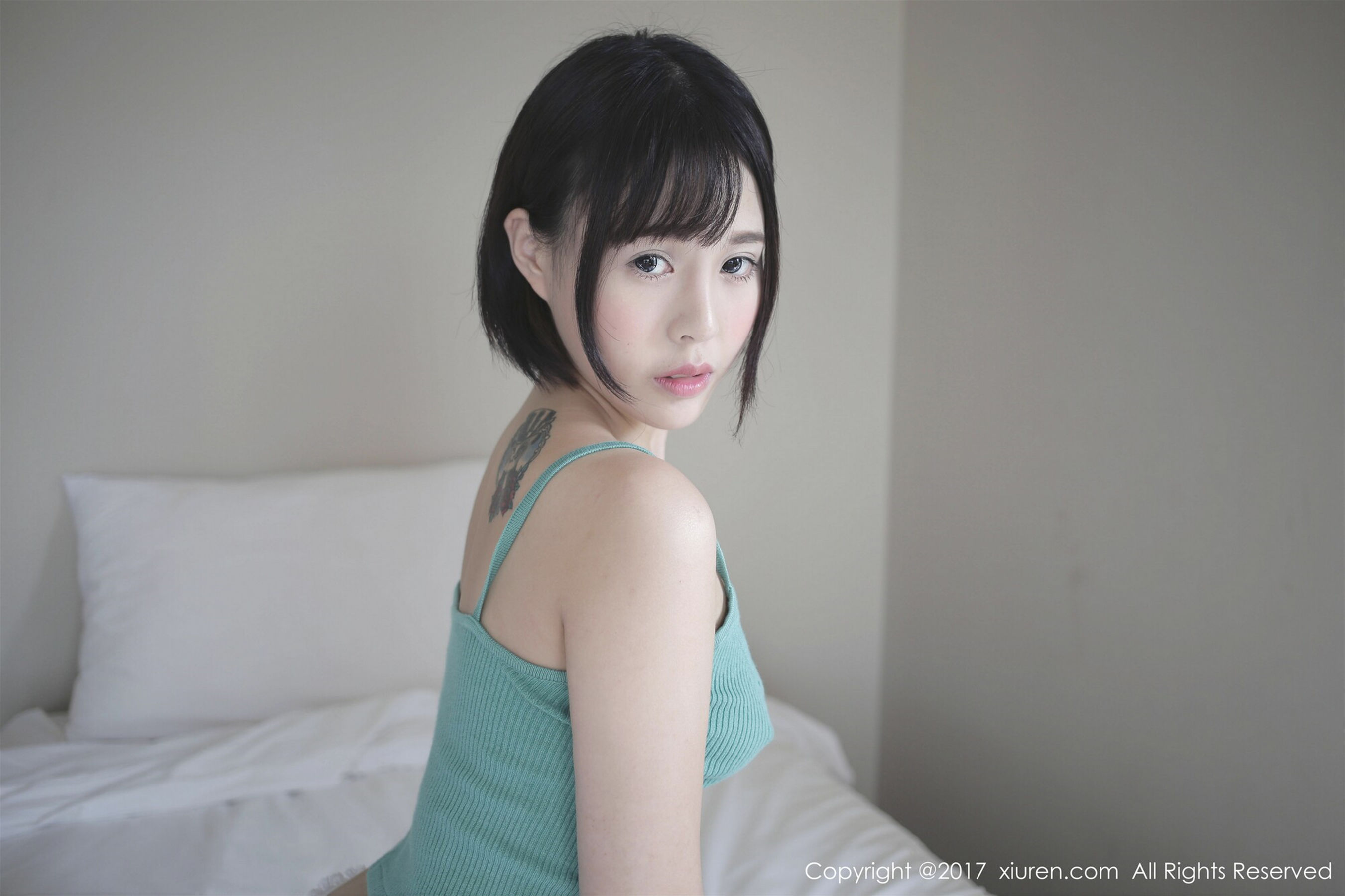 Evelyn艾莉《吊带小背心诱惑》  No.748-图17