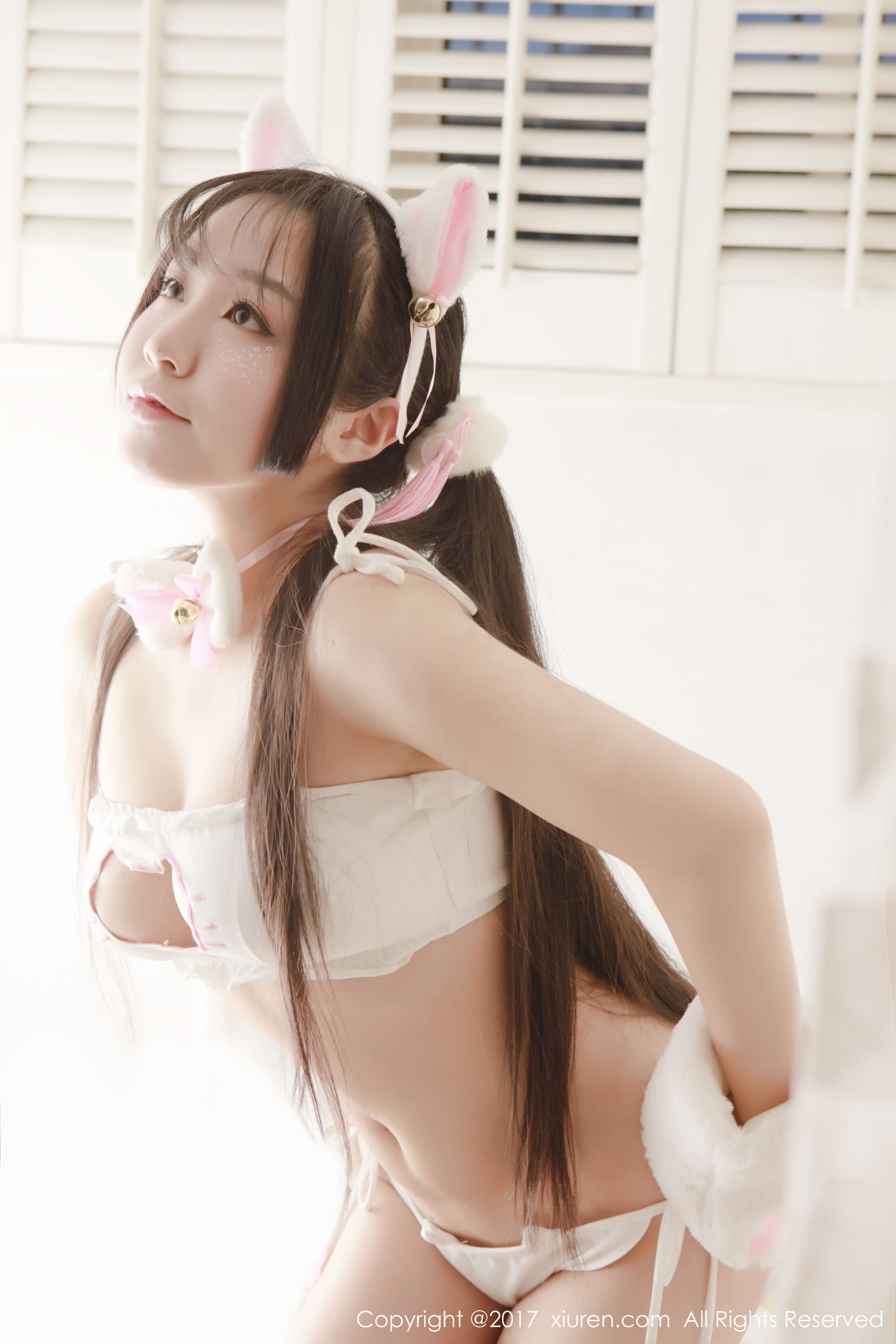 吃白菜的vi菜菜《长着猫耳朵及尾巴的清纯可爱少女》  No.753-图24