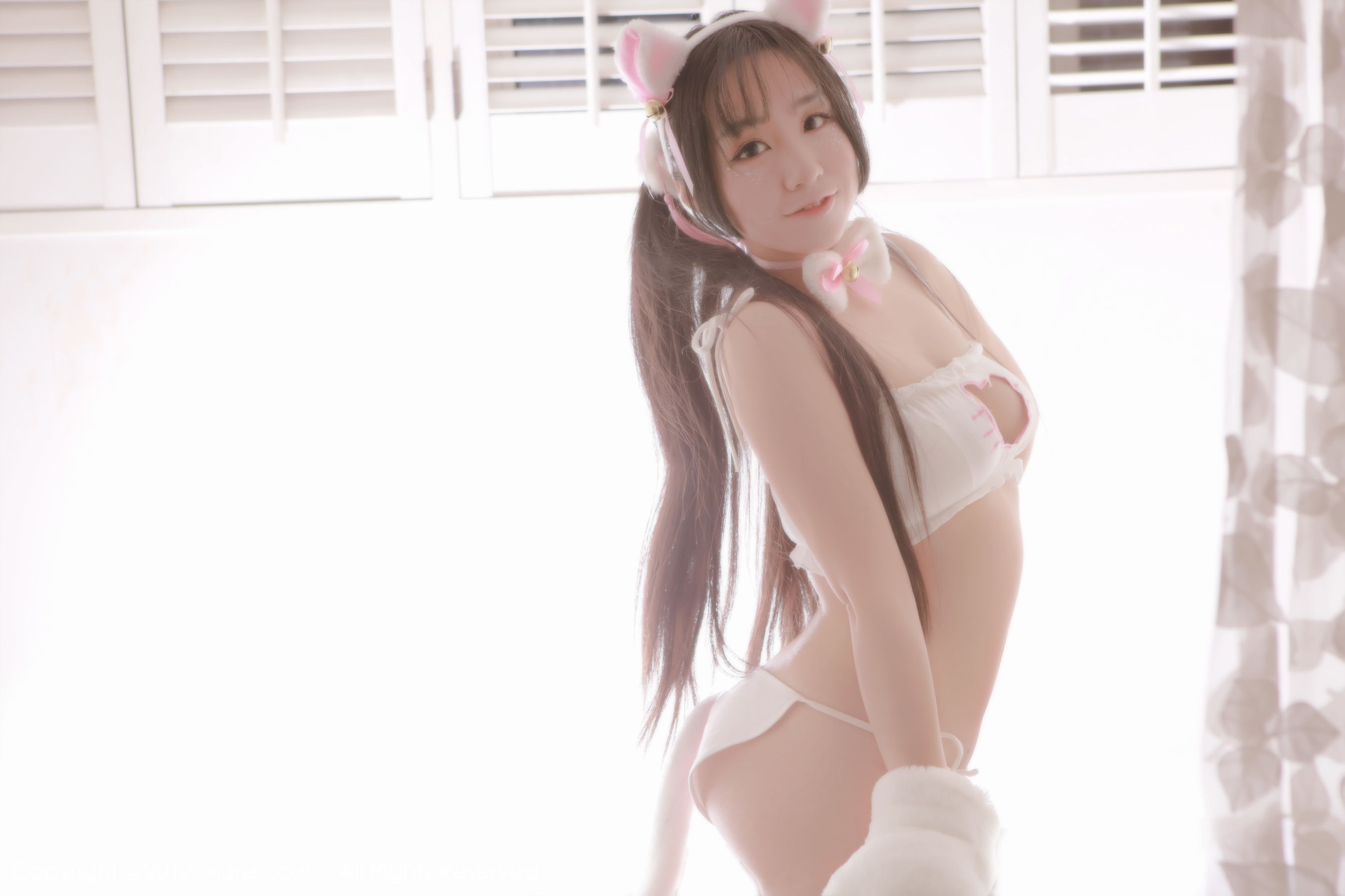 吃白菜的vi菜菜《长着猫耳朵及尾巴的清纯可爱少女》  No.753-图32