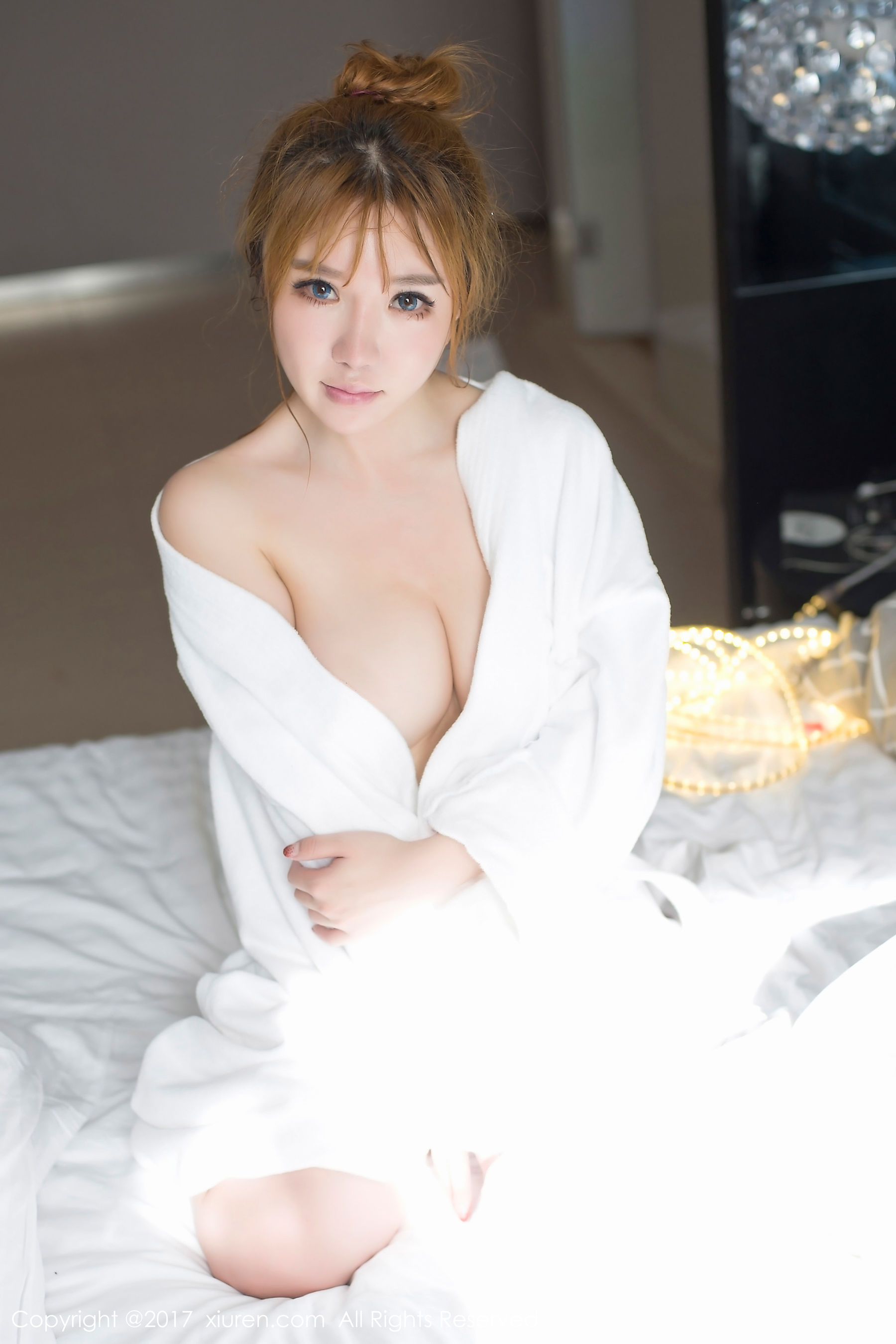 小公举Amy《浑圆白皙美女圆乳细腰模特》  No.778-图0