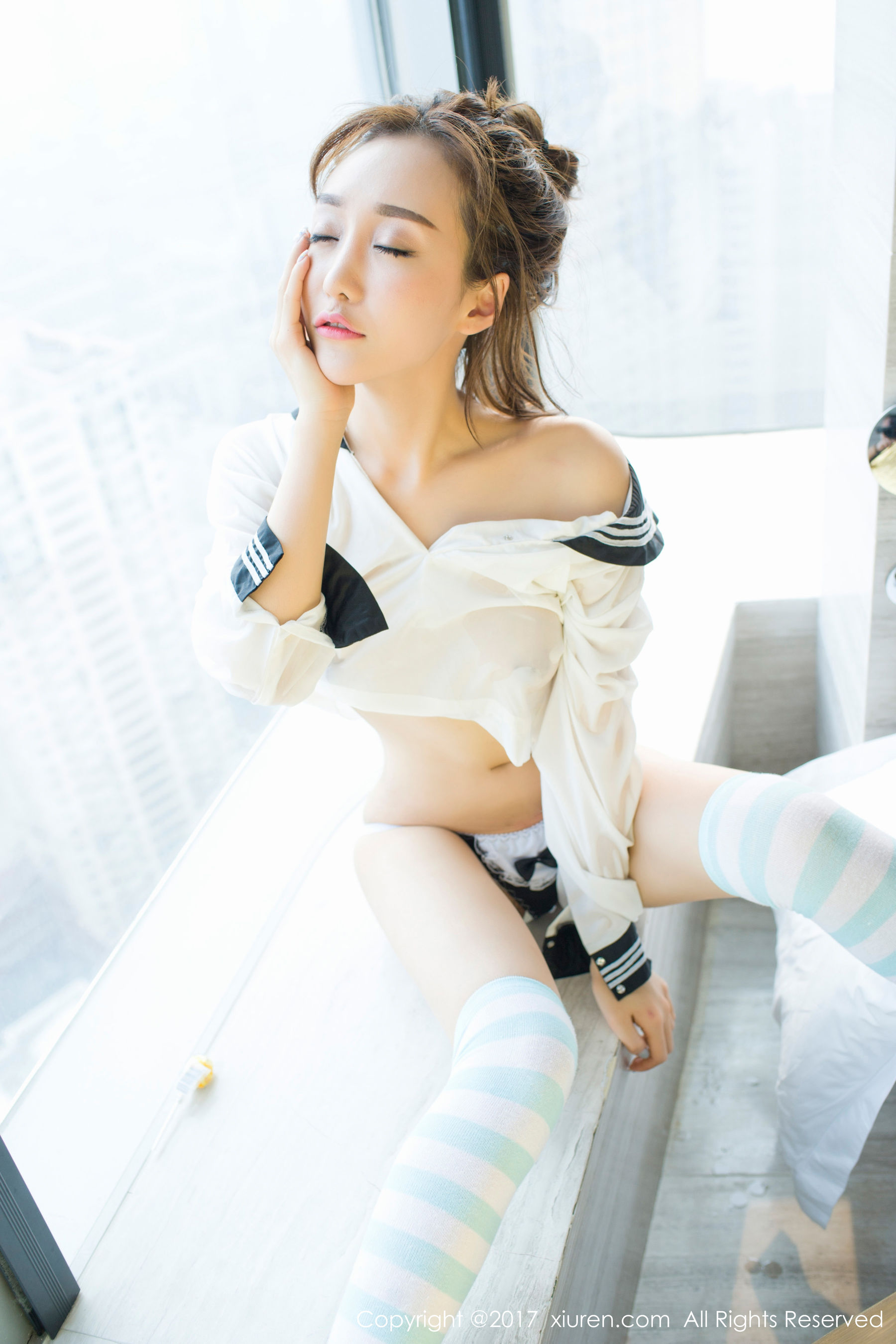 顾灿《透明学生制服湿身+条带高叉诱惑》  No.779-图13