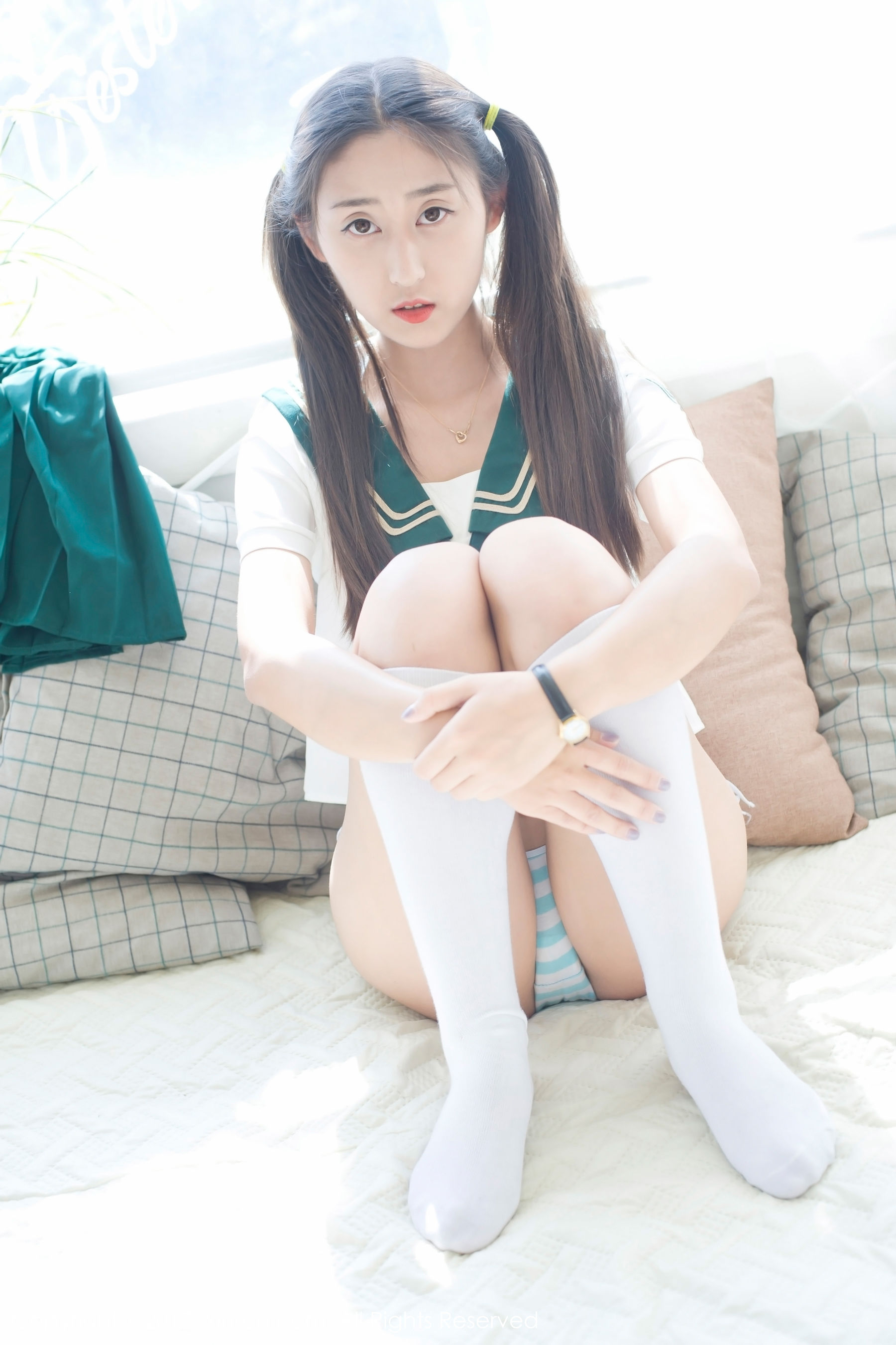 雨涵Iris《学生制服+花瓣内衣》  No.802-图44