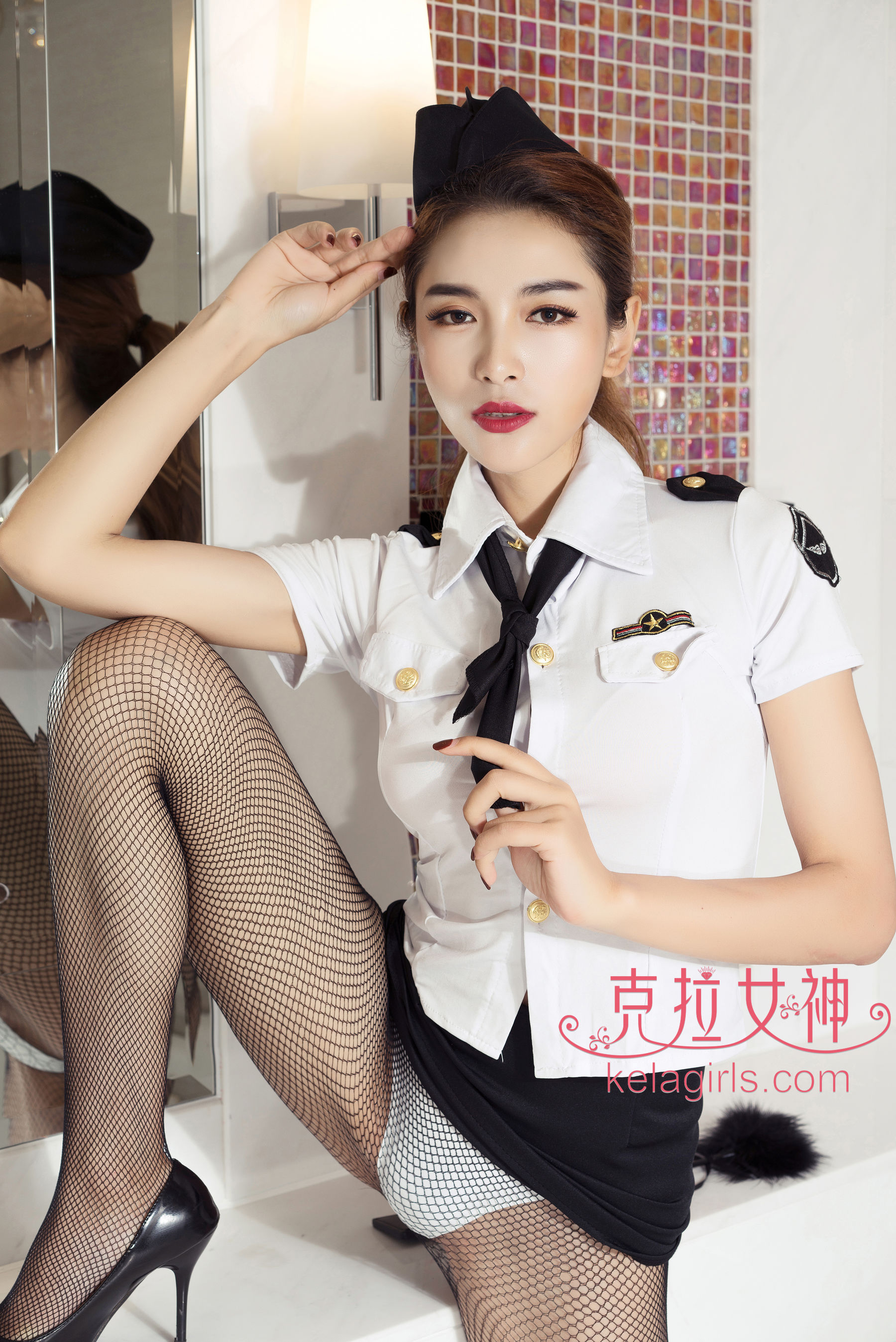 曼琼《不爱红装爱武装》-图12