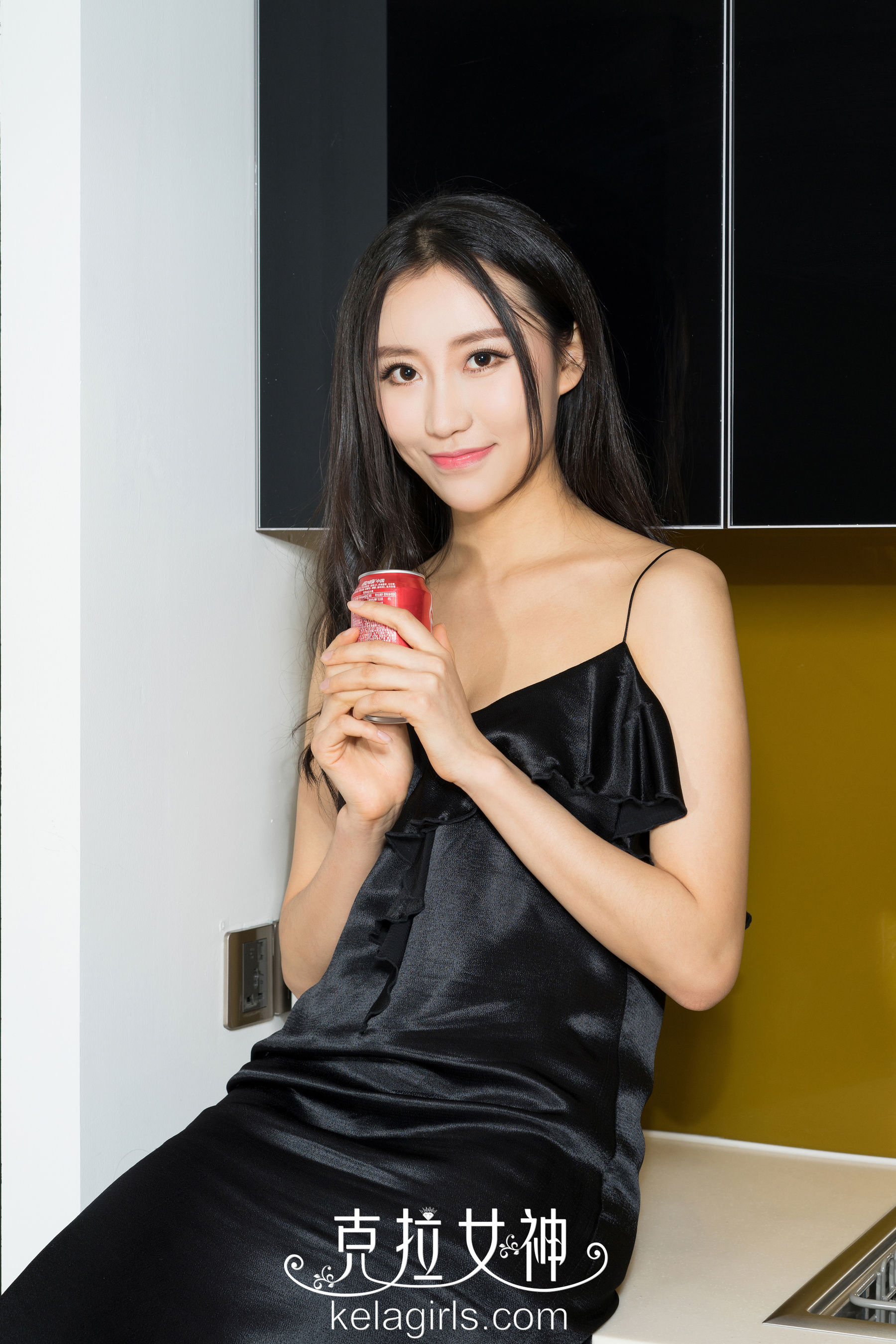 梦珊《公子的贴身校花》-图5