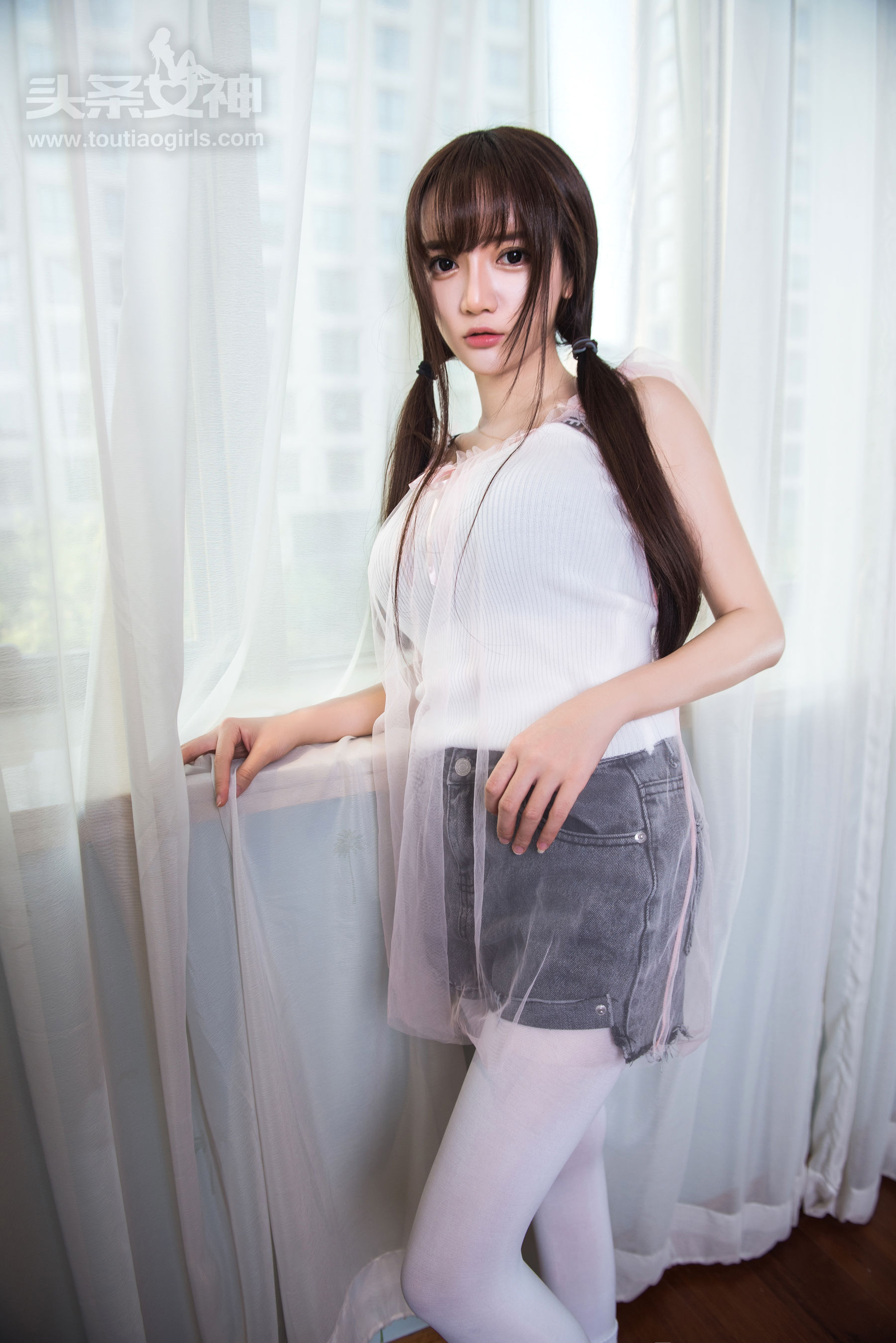 小如镜《白袜子人间物语》-图2