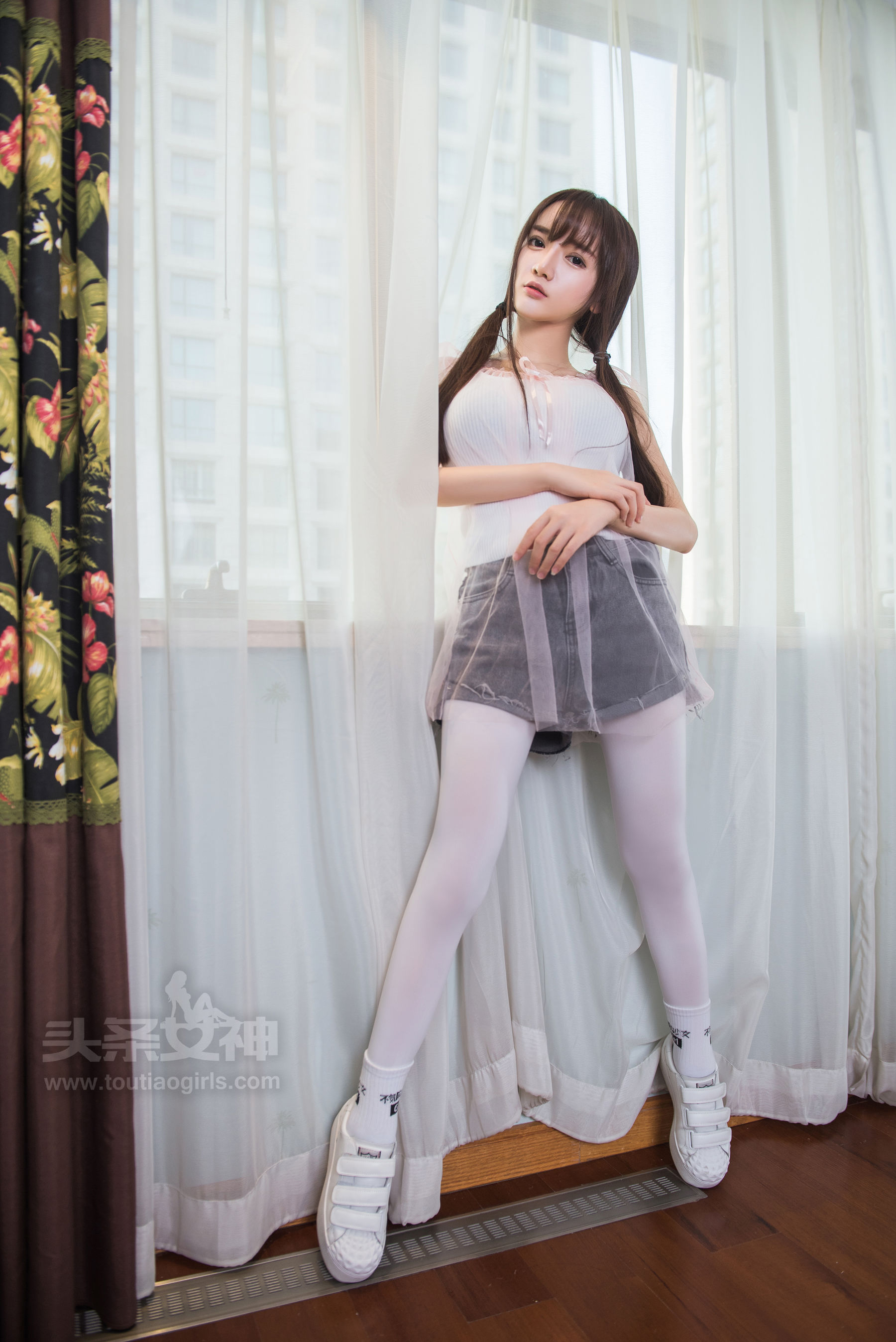 小如镜《白袜子人间物语》-图5