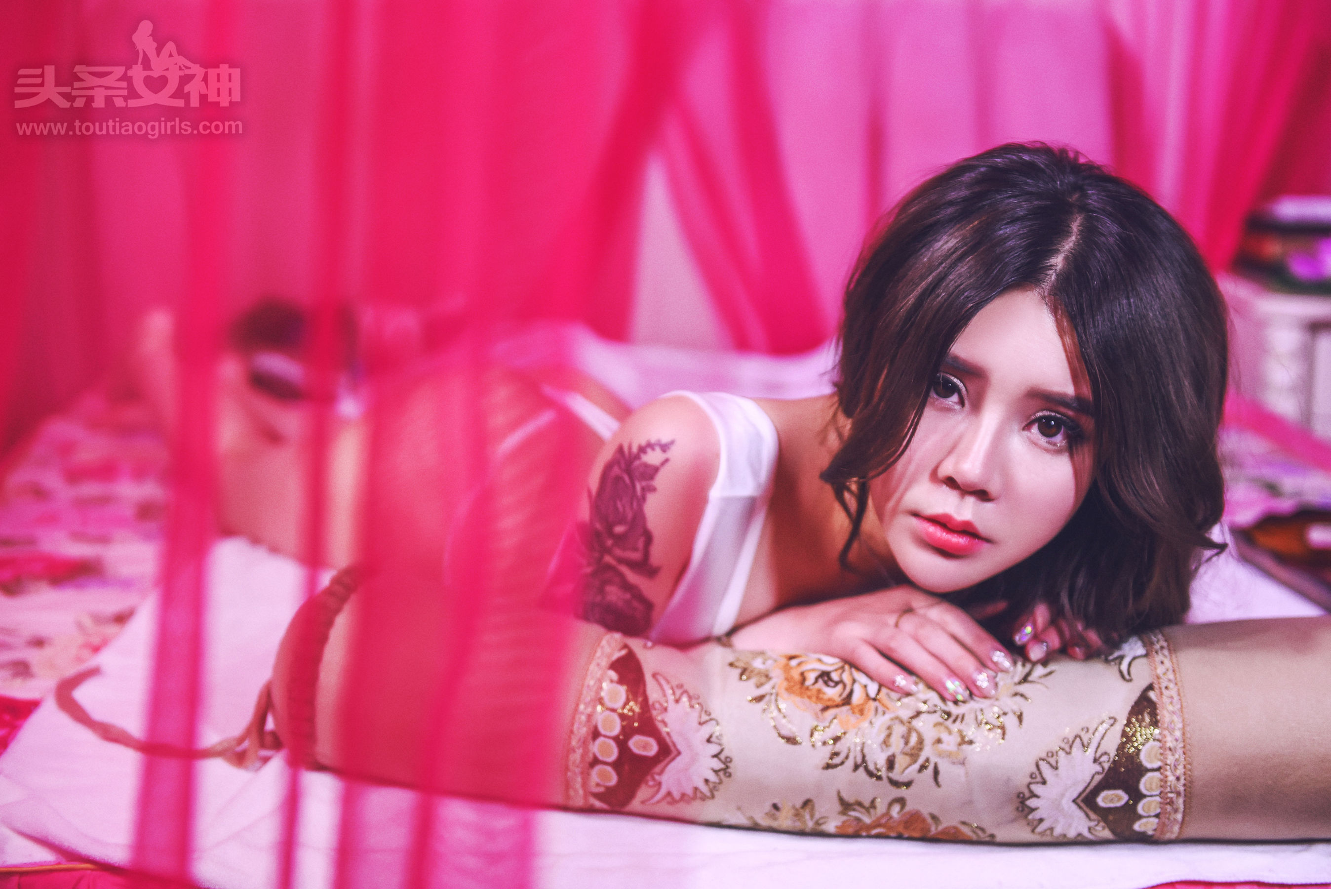 爱丽莎&九儿《密室SPA》-图37