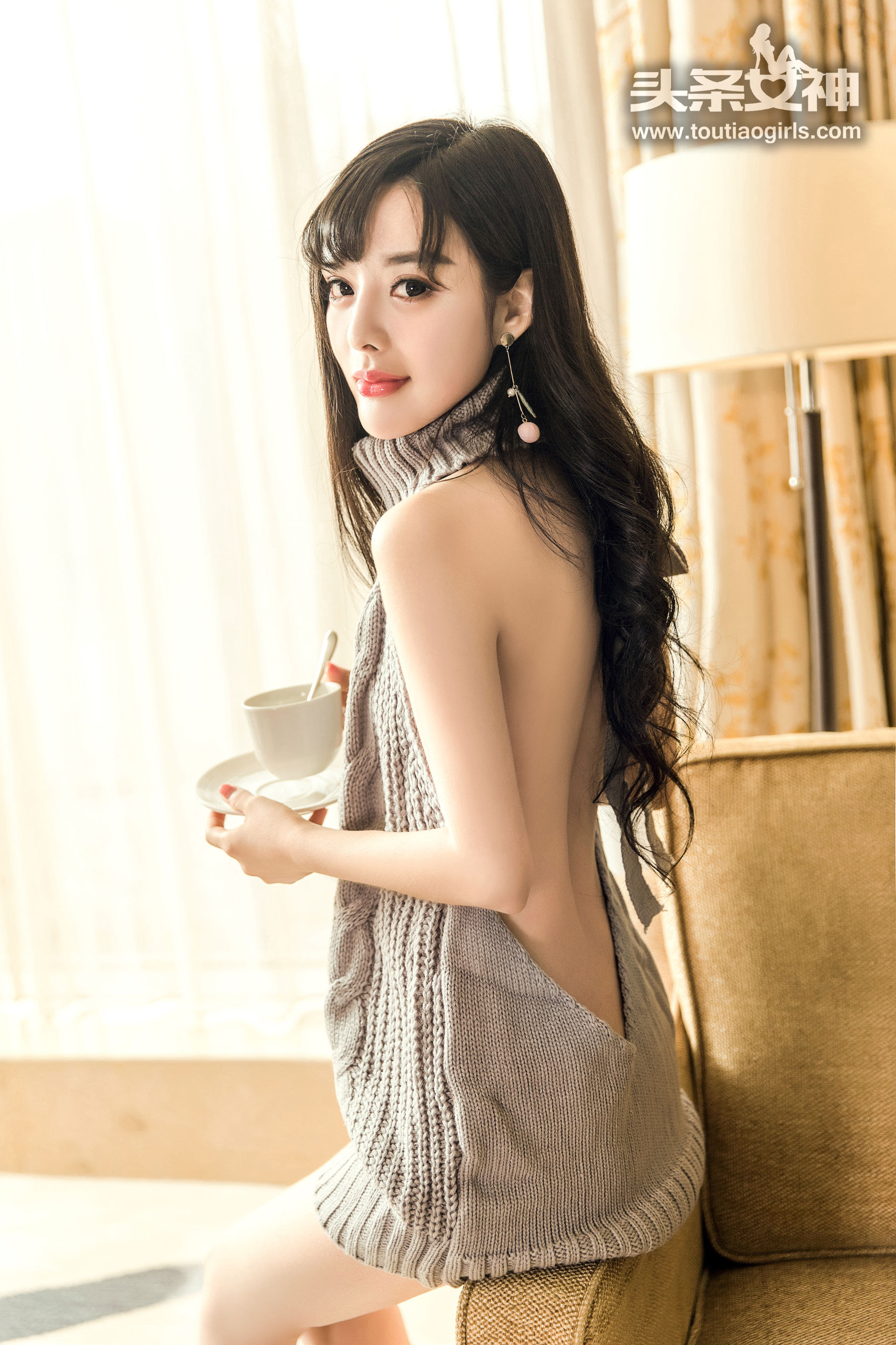 周熙妍《网红毛衣》-图6