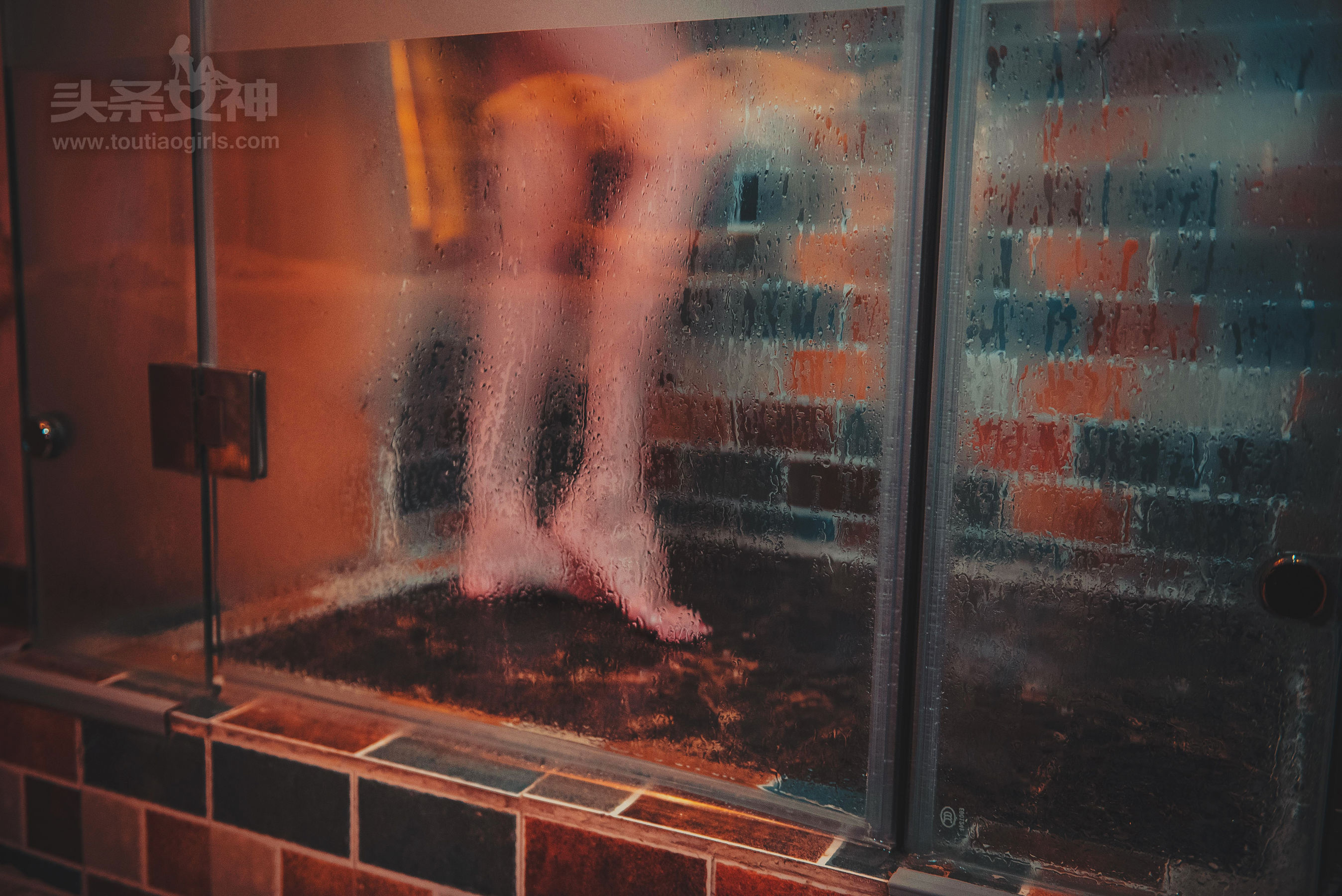 艾小青《女神探店水铂宫篇》-图18