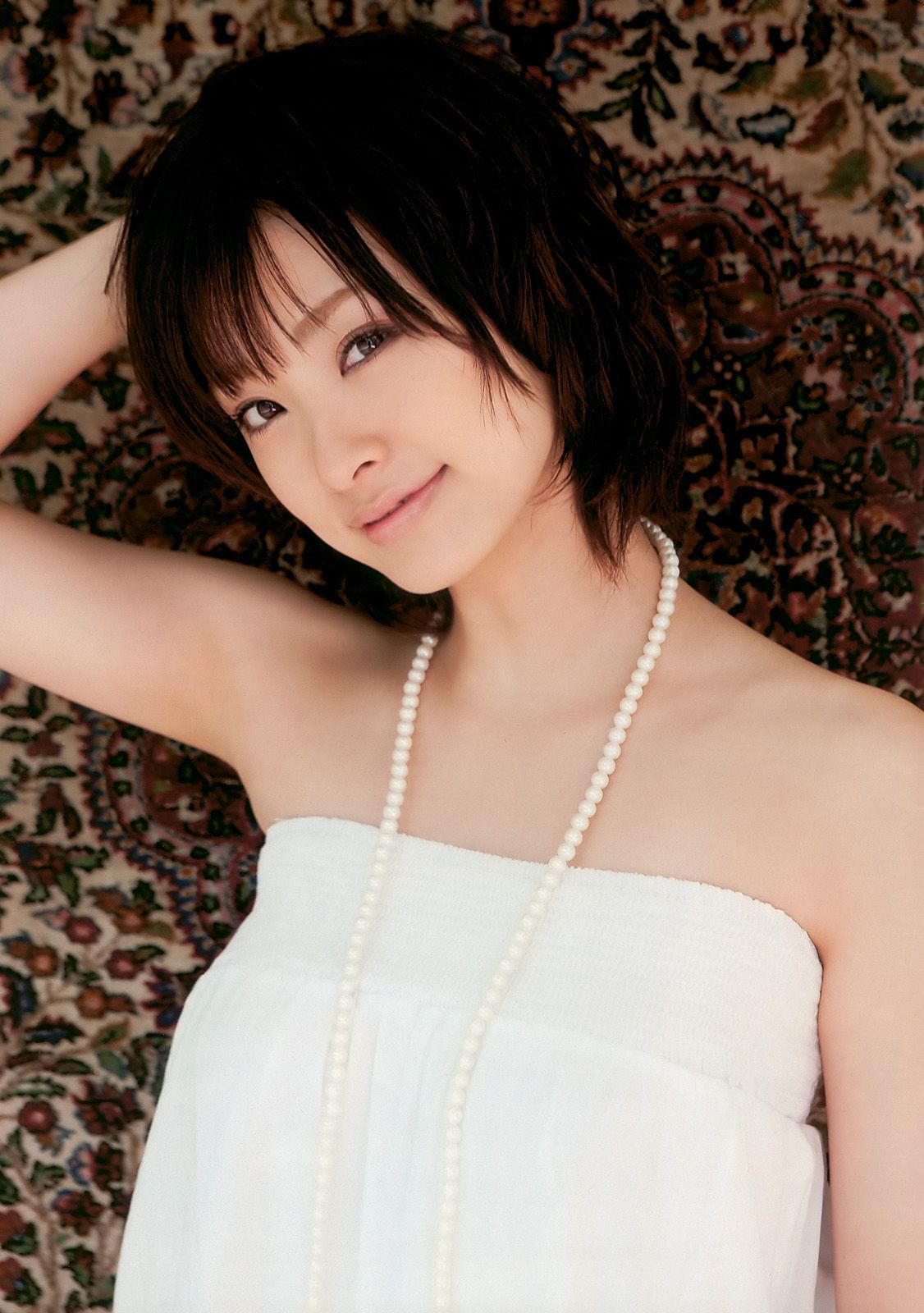 上戸彩 逢沢りな 甲斐まり恵 AKB48 白石美帆 後藤理沙  2010年No.19-20 写真杂志-图3