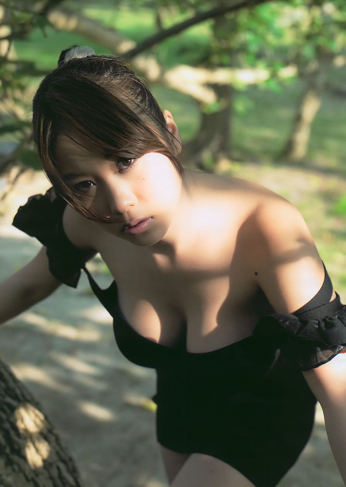 武井咲 西田麻衣 丸高愛実 池田夏希  2010年No.52 写真杂志-图11