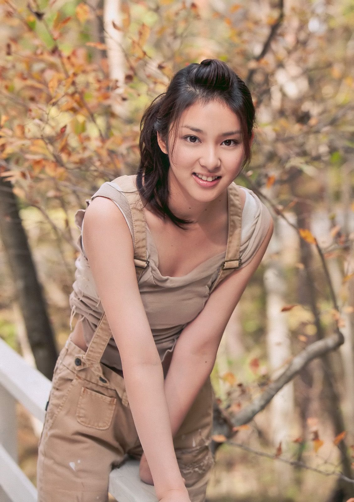 武井咲 西田麻衣 丸高愛実 池田夏希  2010年No.52 写真杂志-图4