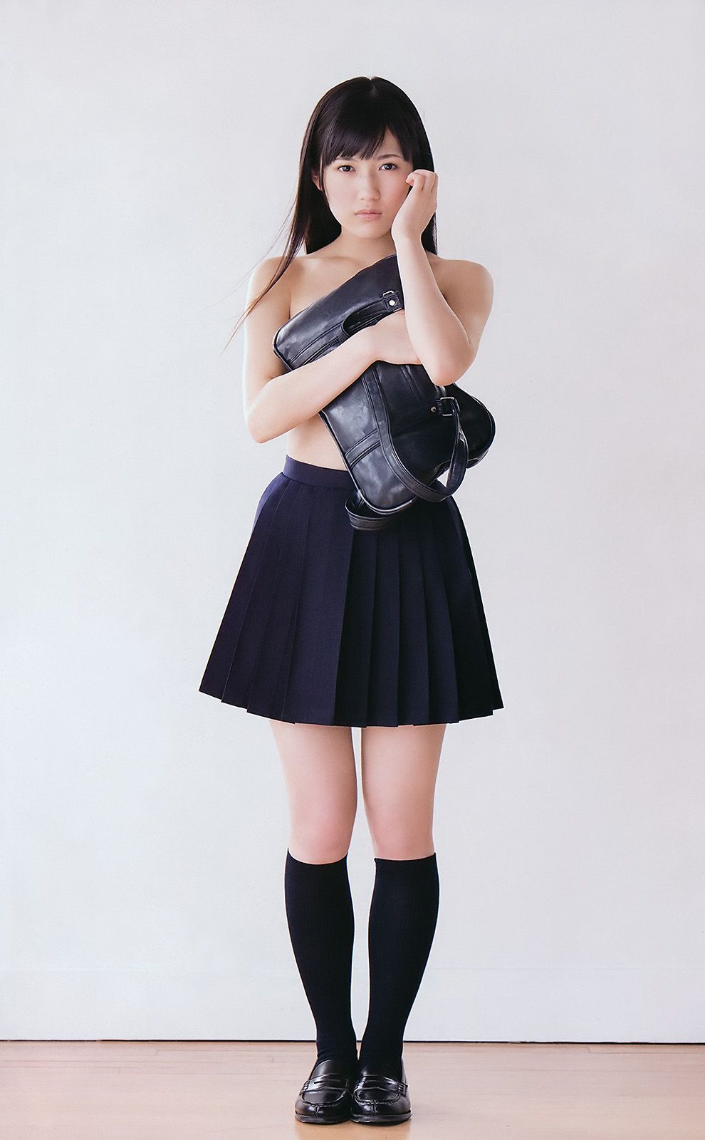 渡辺麻友 鈴木ふみ奈 石原さとみ 橋本愛 高嶋香帆 市川美織 MariEri  2011年No.21 写真杂志-图2