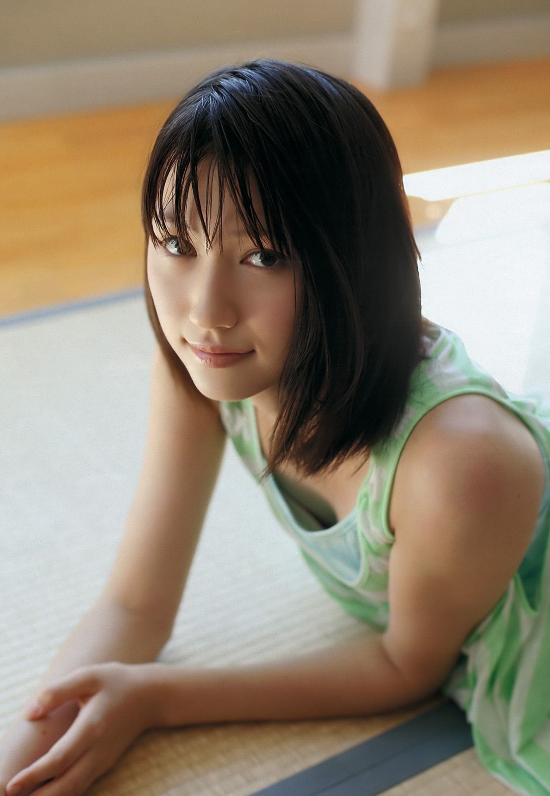 佐々木希 小池唯 杉本有美 内田理央 大野いと たかはし智秋  2011年No.46 写真杂志-图12