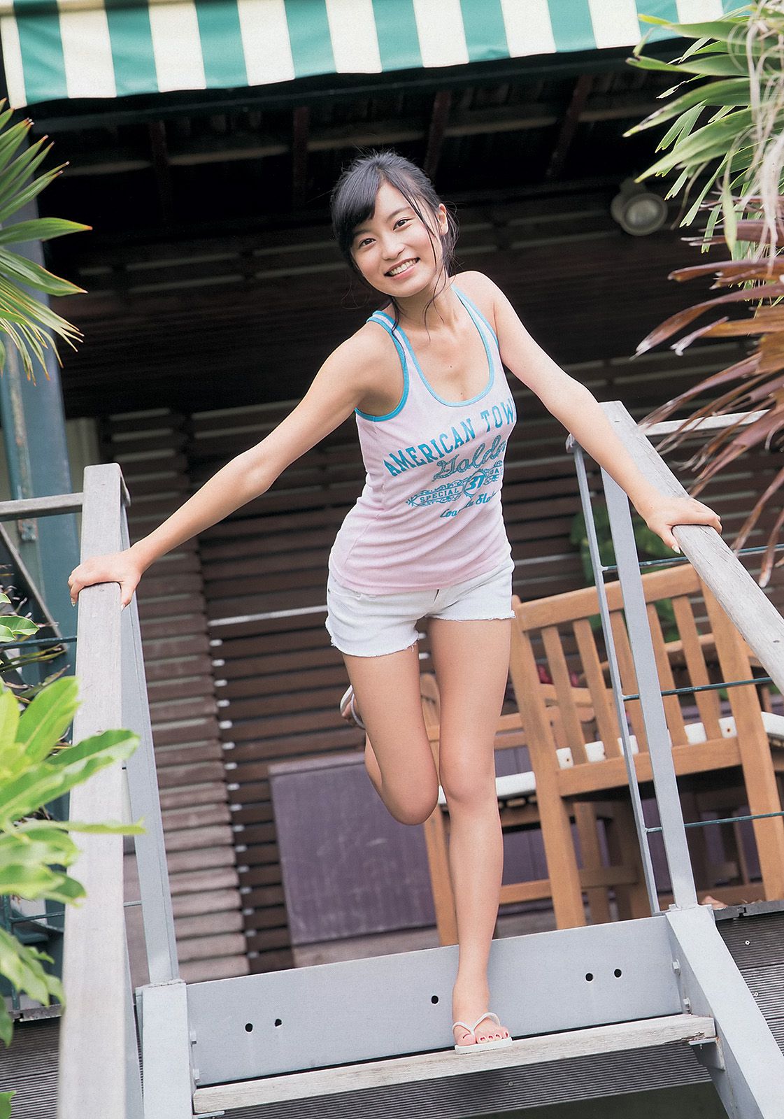 小島瑠璃子 乃木坂46 佐野ひなこ 中村アン 入山杏奈 加藤玲奈 水樹たま 長崎真友子 滝川まりん  2013年No.44 写真杂志-图5