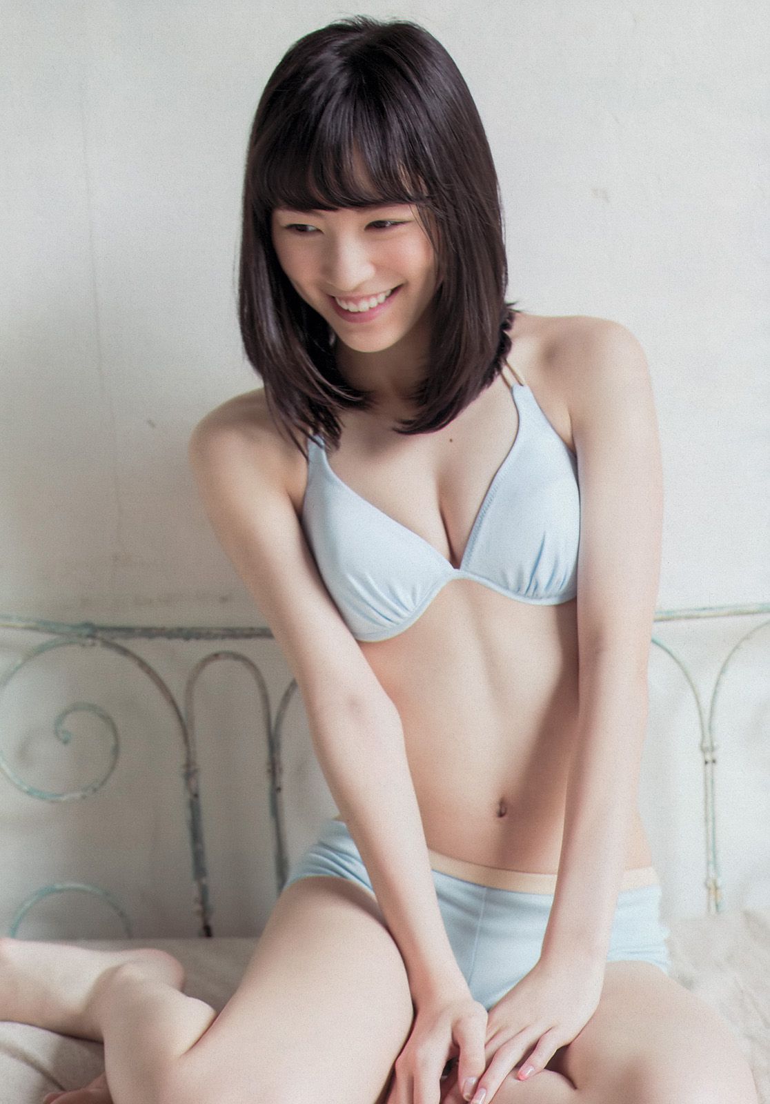 松井珠理奈 橋本環奈 秦瑞穂 相楽樹 葉加瀬マイ さくらゆら  2013年No.51 写真杂志-图4